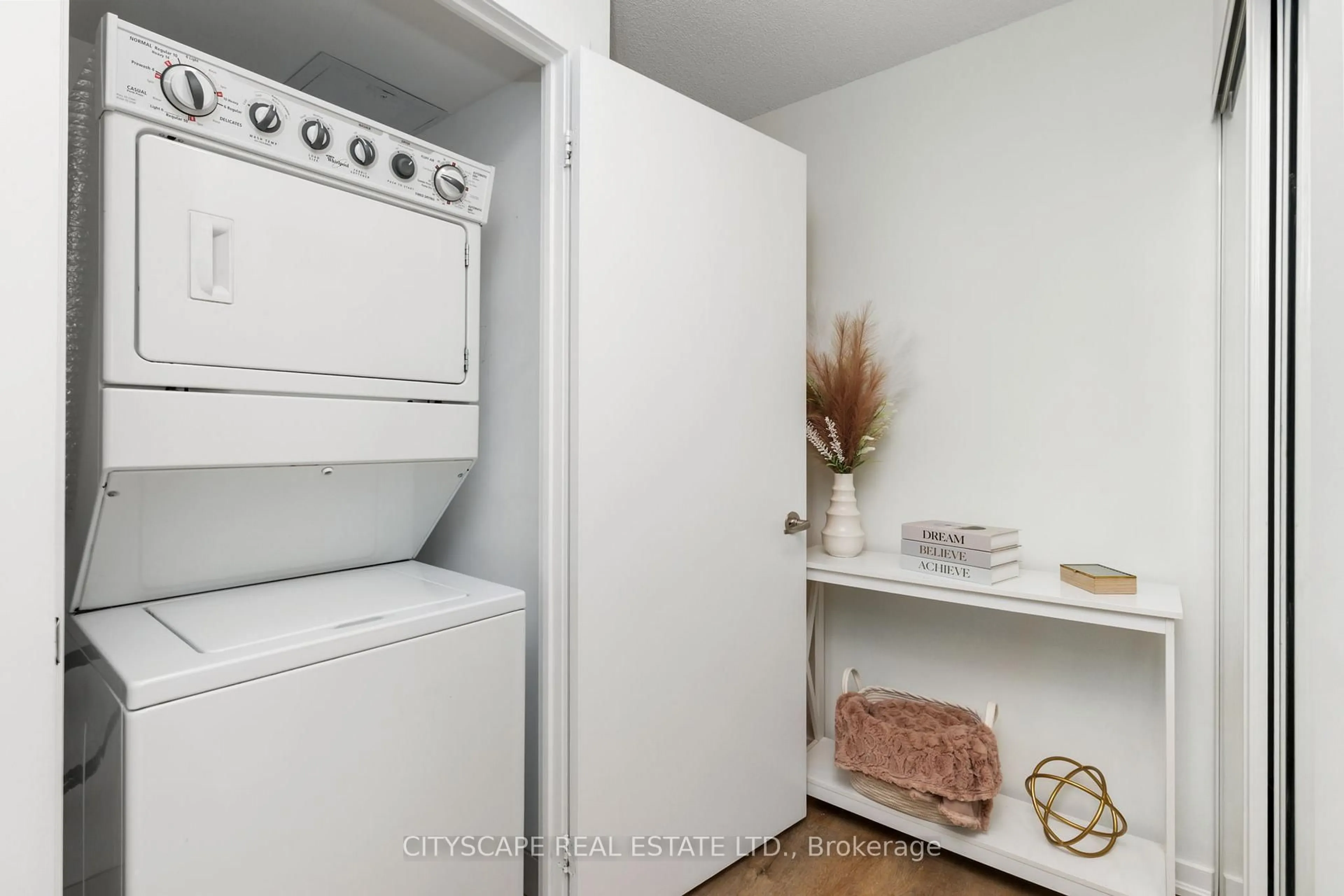 Laundry room for 801 Sheppard Ave #212, Toronto Ontario M3H 0A8