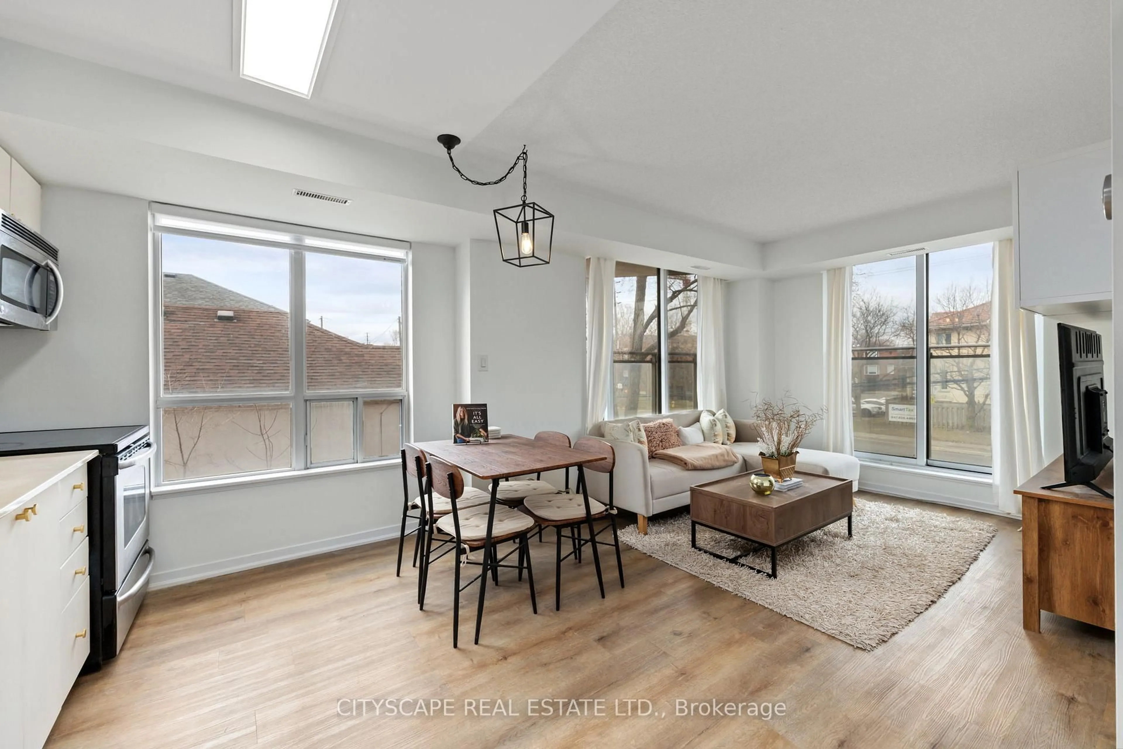 Unknown for 801 Sheppard Ave #212, Toronto Ontario M3H 0A8