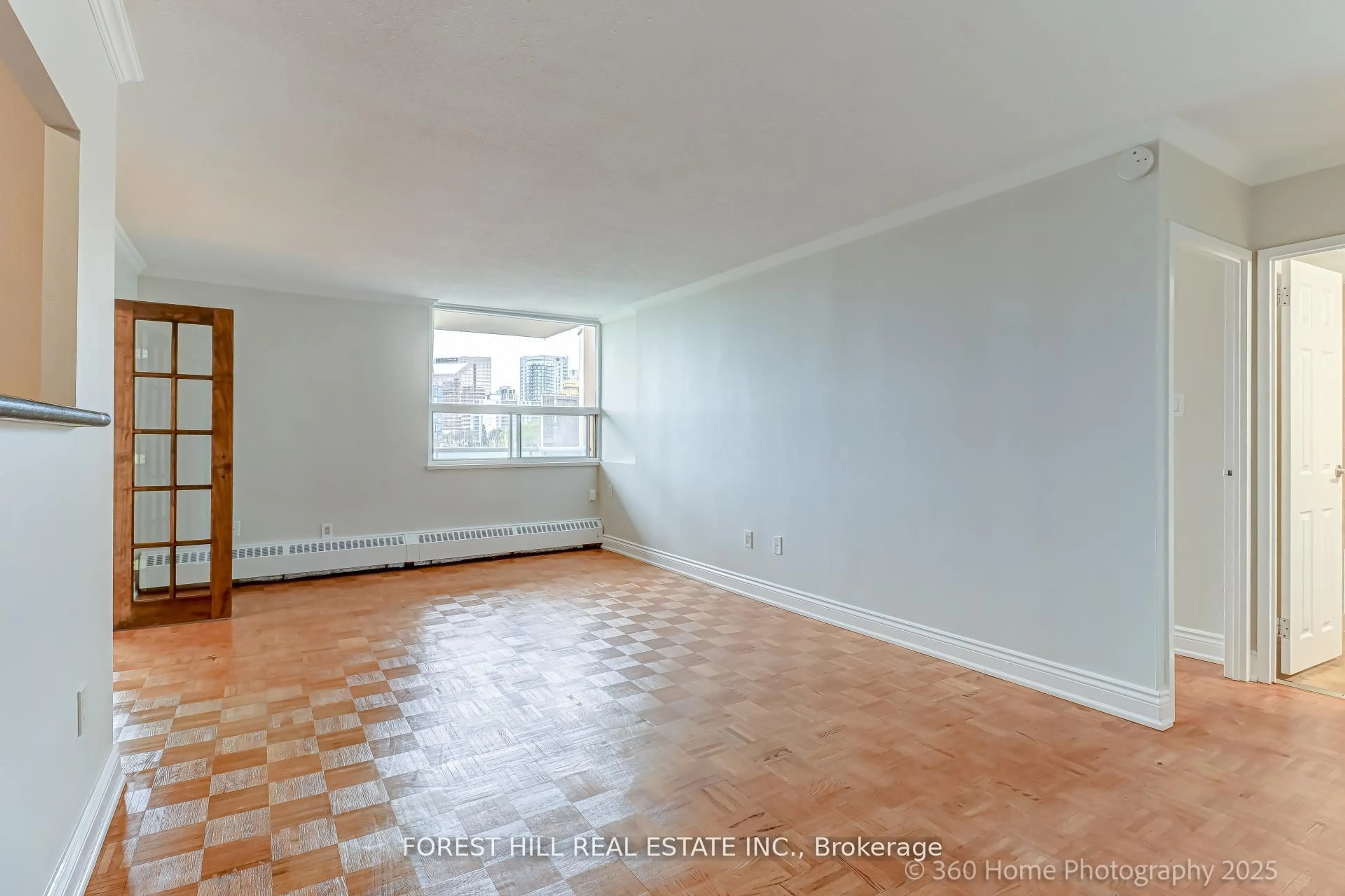 A pic of a room for 5949 Yonge St #403, Toronto Ontario M2M 3V8