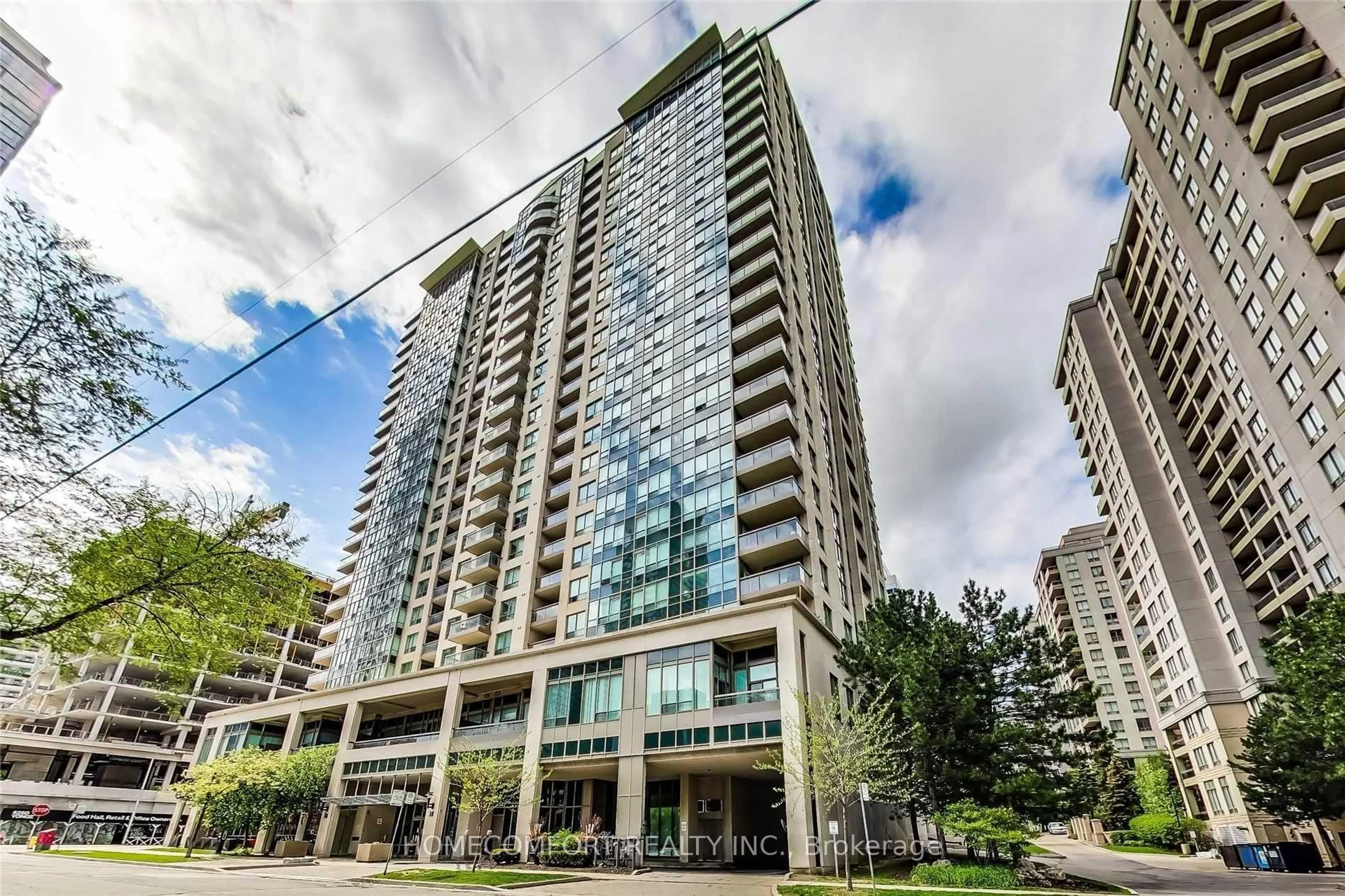 Patio, building for 18 Parkview Ave #312, Toronto Ontario M2N 7H7