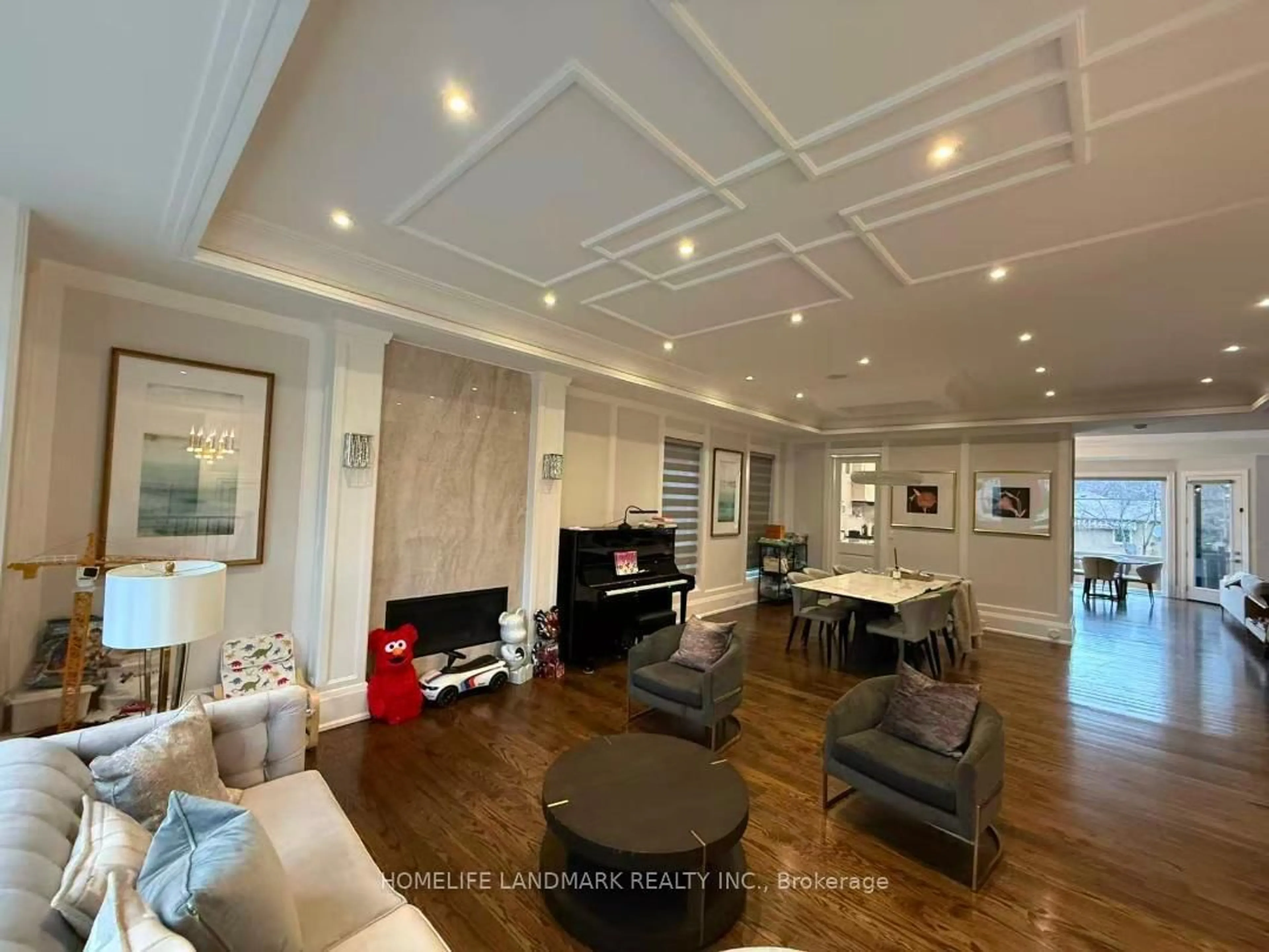 A pic of a room for 30 Abitibi Ave, Toronto Ontario M2M 2V1