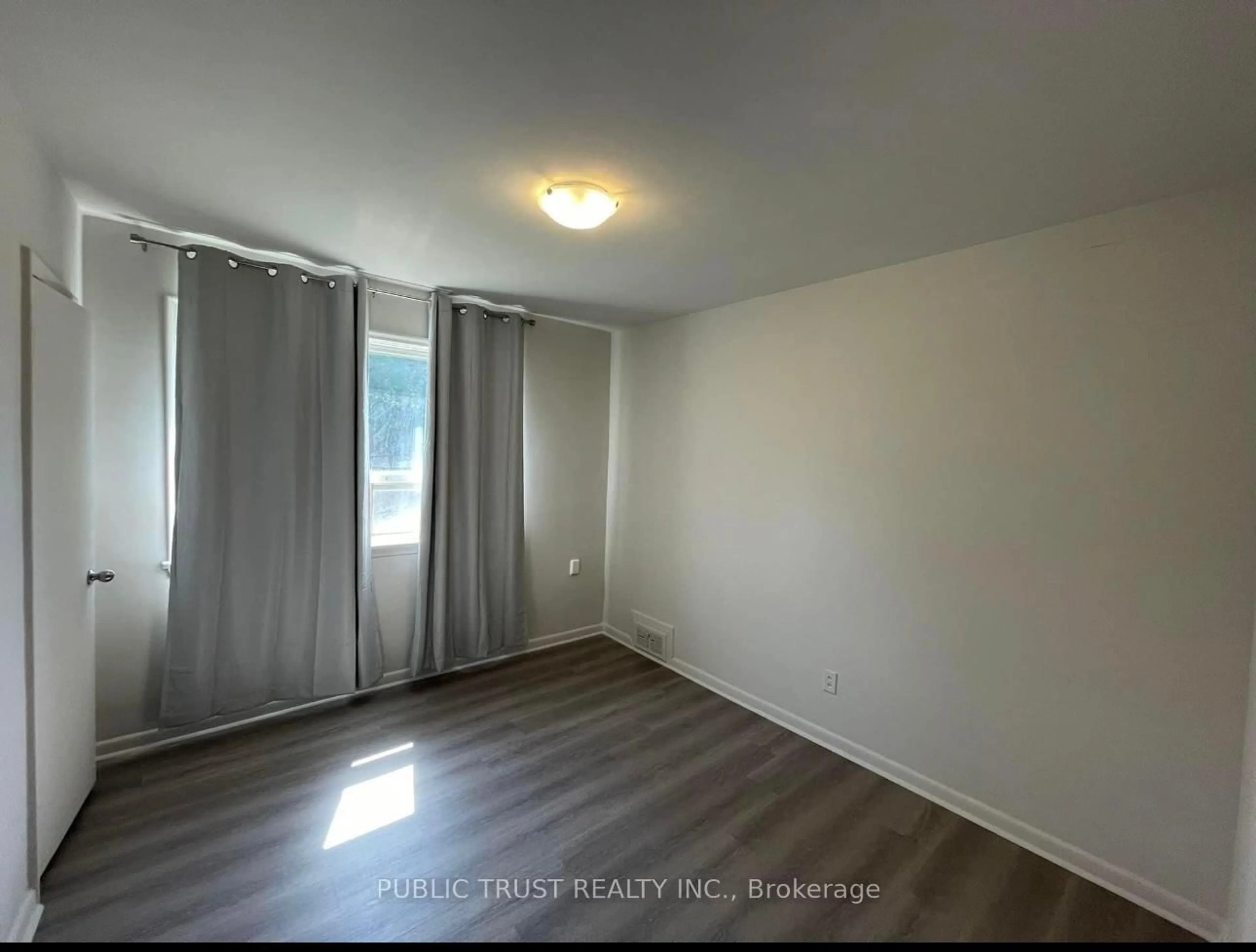 A pic of a room for 1 Sunbeam Ave, Toronto Ontario M3H 1W6