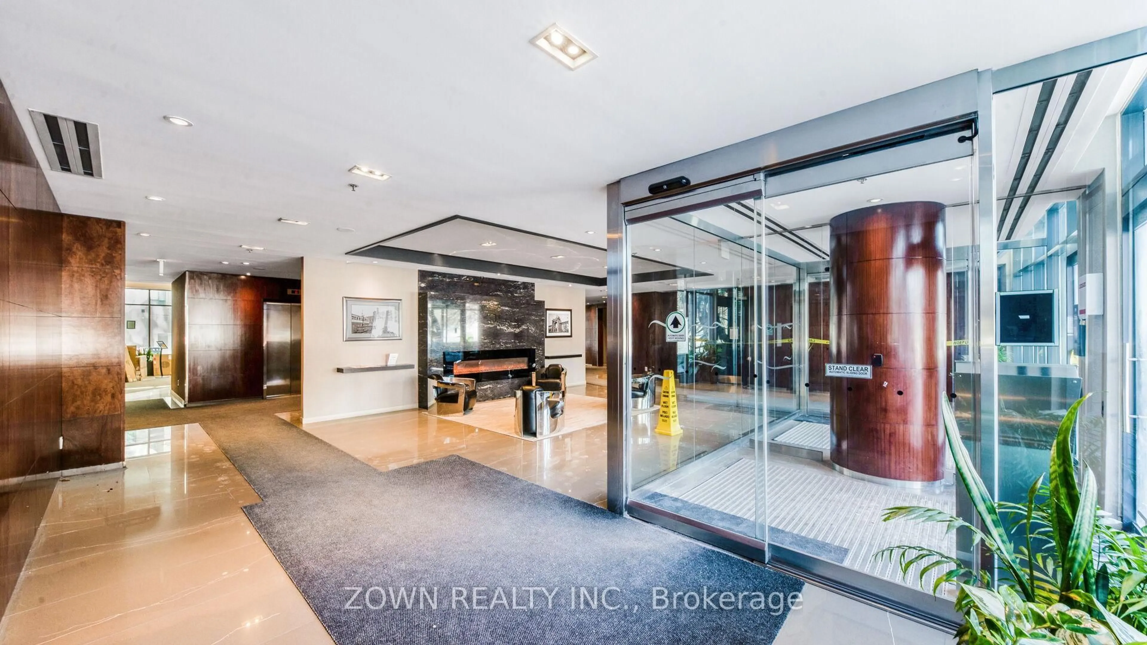 Lobby for 231 Fort York Blvd #220, Toronto Ontario M5V 1B2