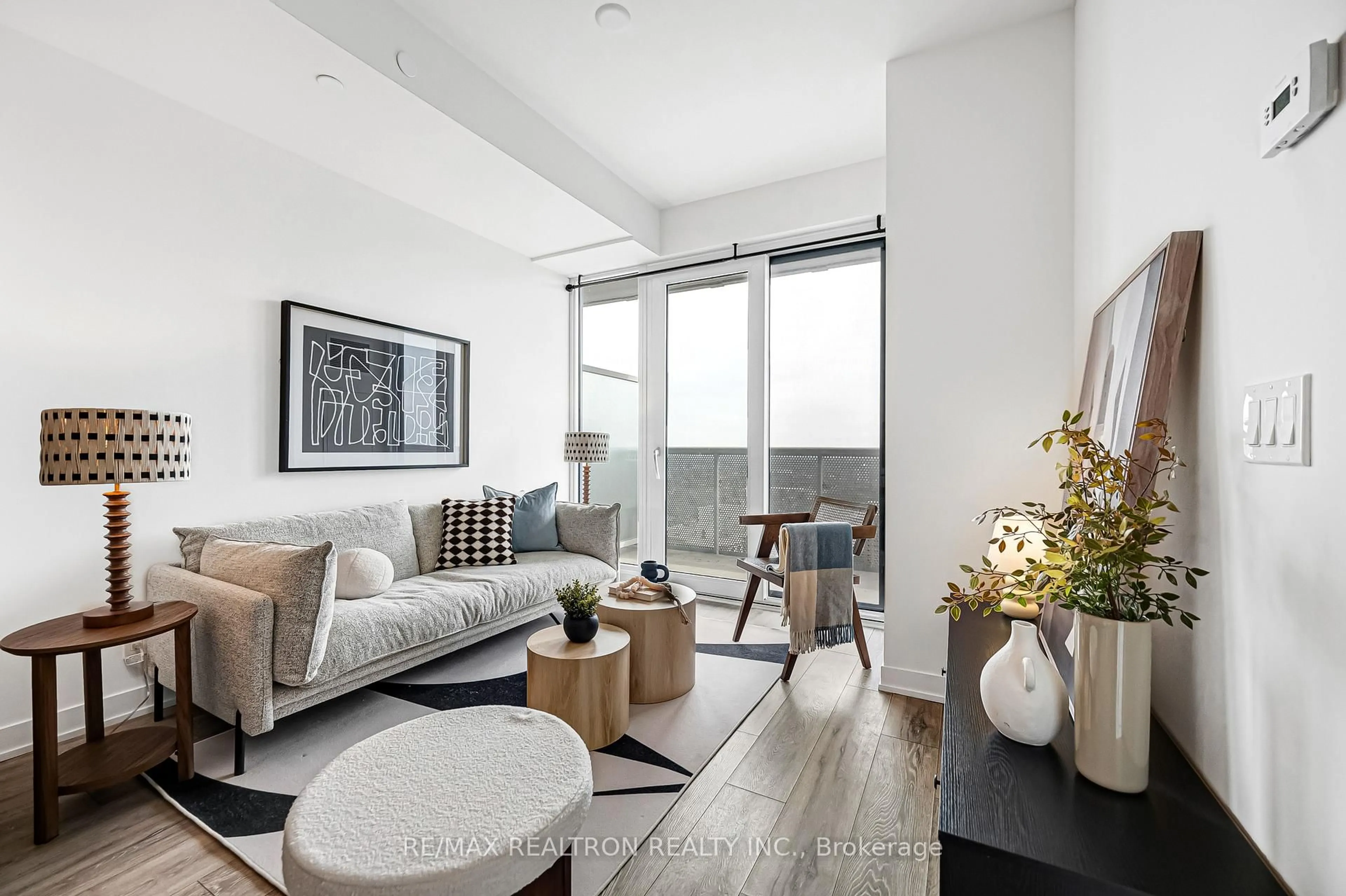 Living room with furniture, unknown for 15 Holmes Ave #2601, Toronto Ontario M2N 0L4