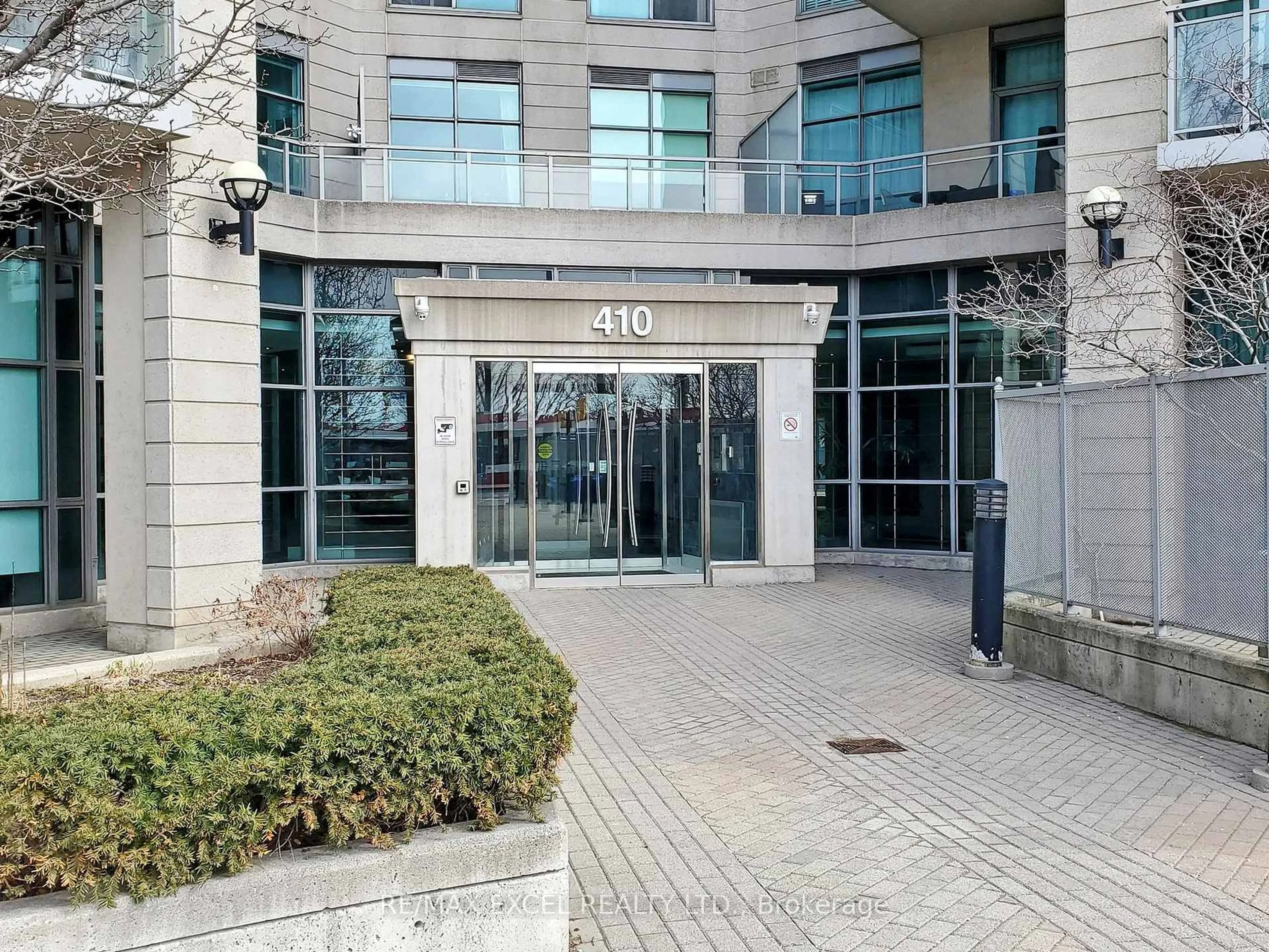 Indoor foyer for 410 Queens Quay #LPH01, Toronto Ontario M5V 3T1