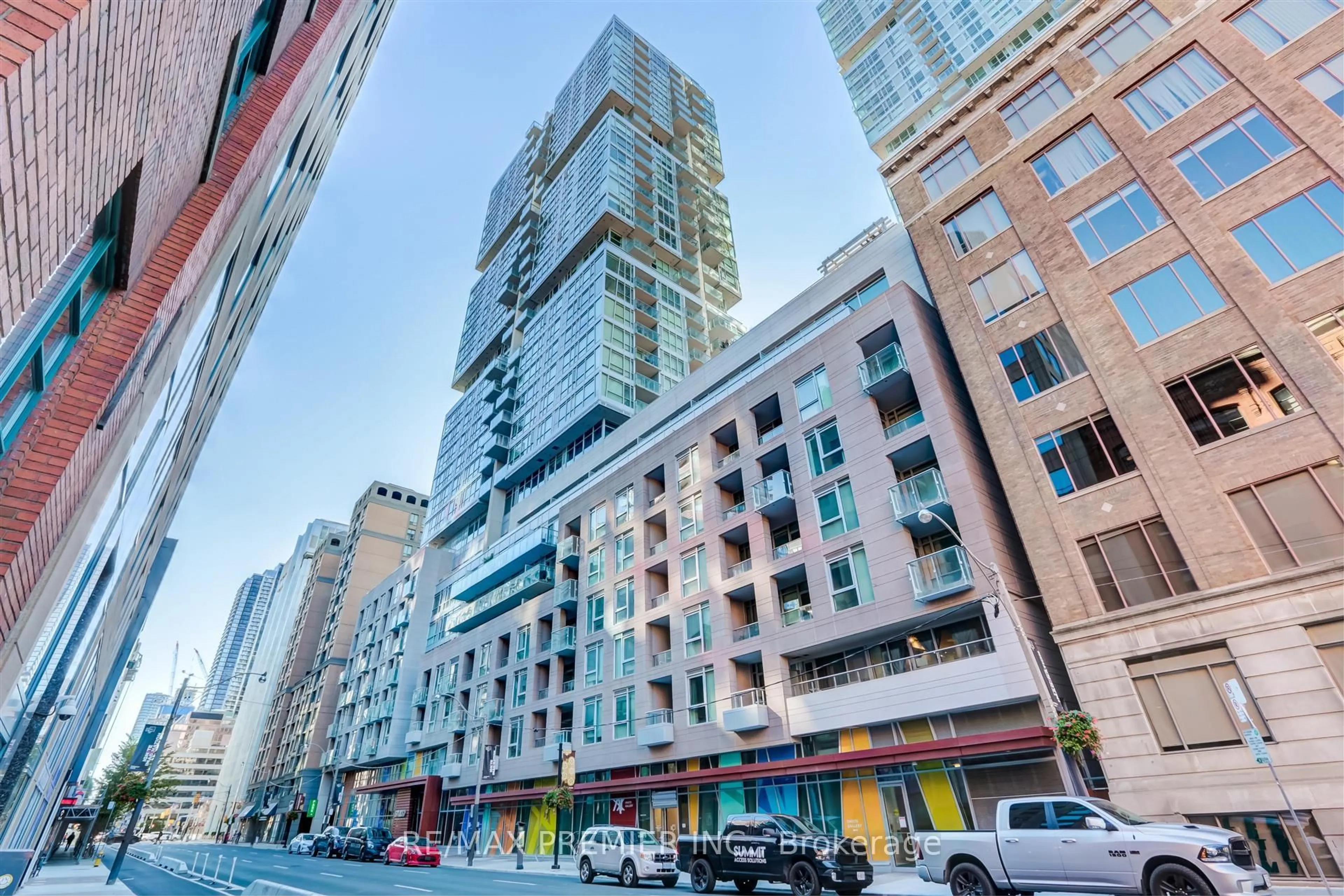 Unknown for 199 Richmond St #403, Toronto Ontario M5V 0H4