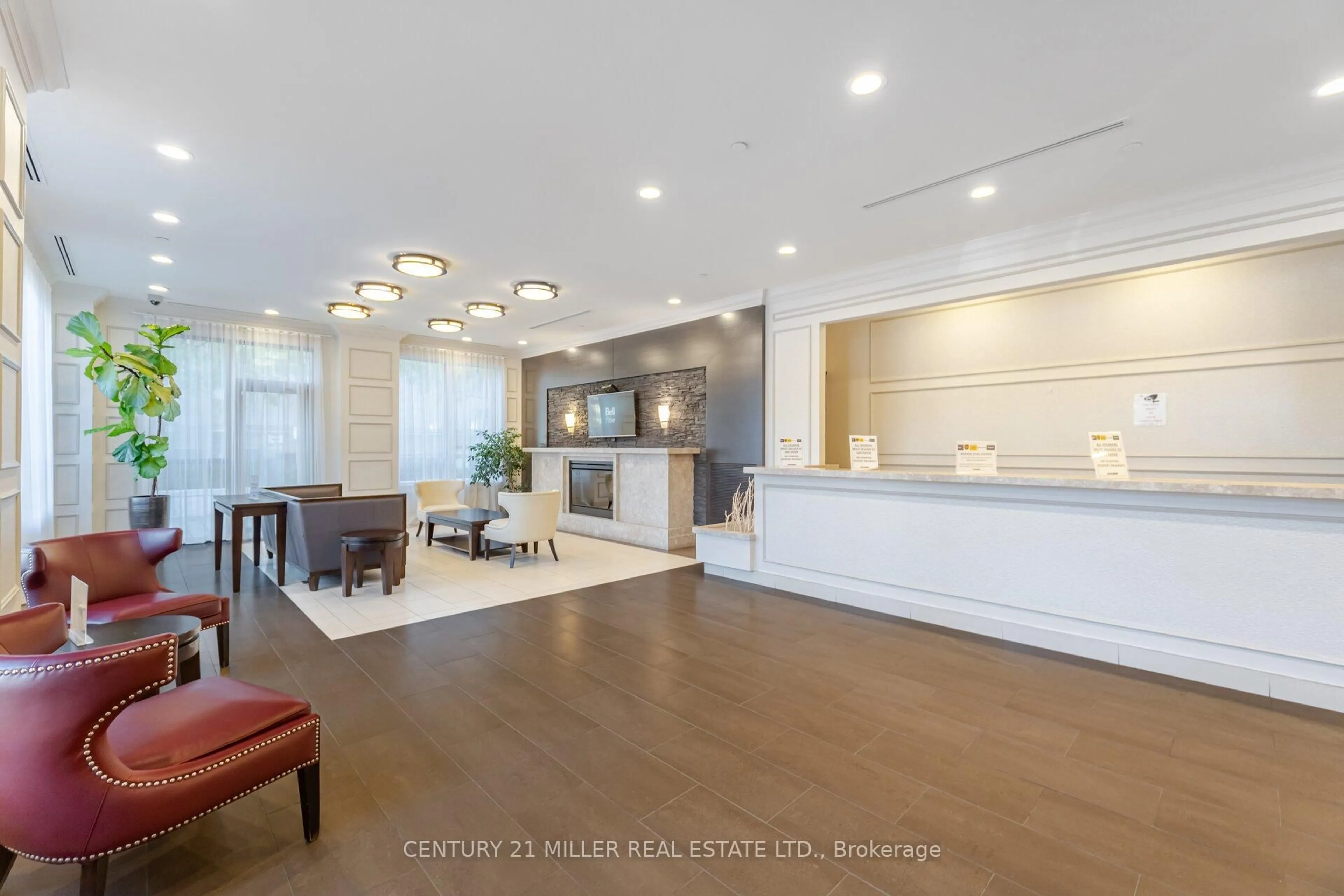 Open concept kitchen, unknown for 35 Saranac Blvd #Ph08, Toronto Ontario M6A 2G4