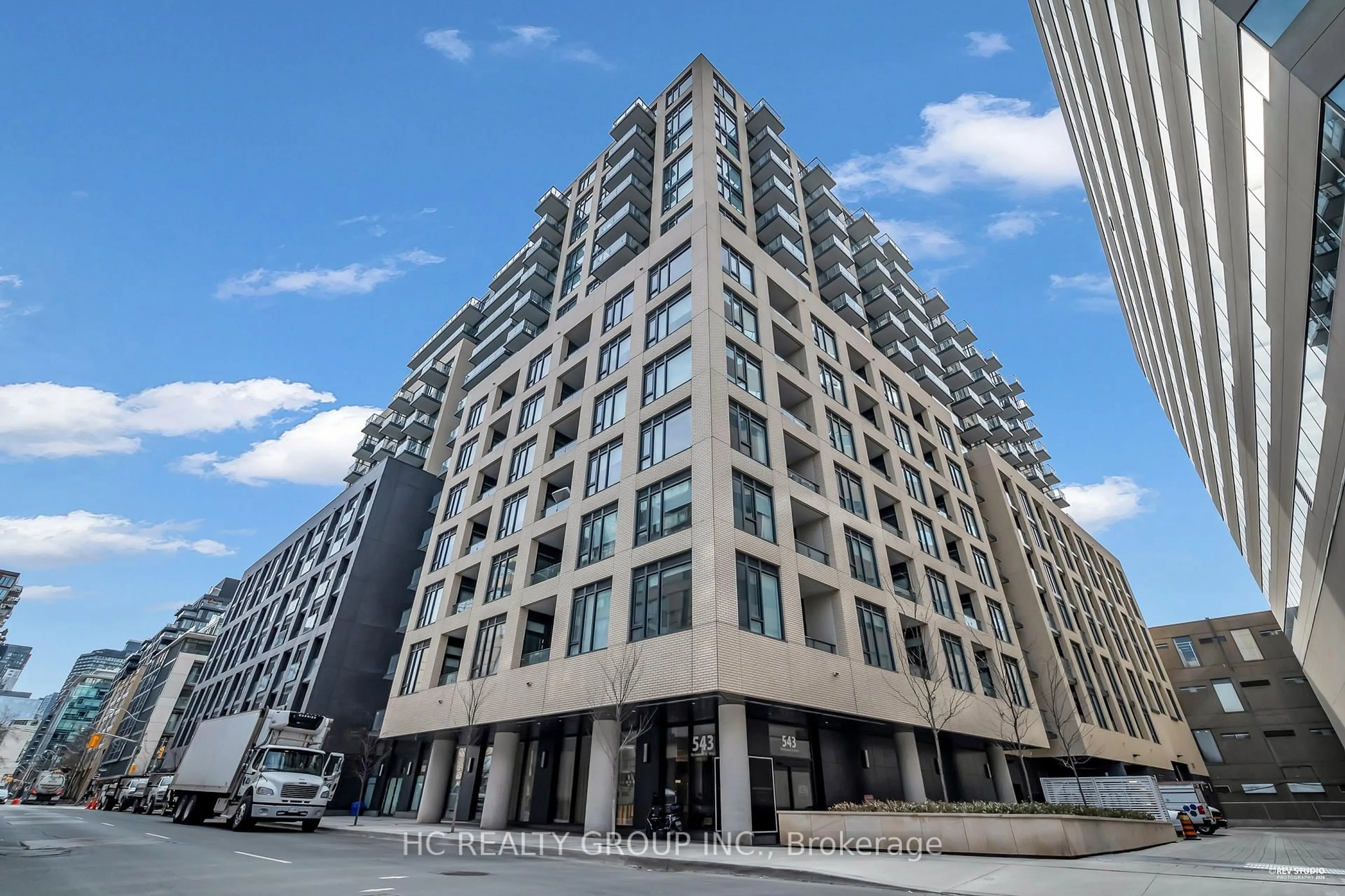 Unknown for 543 Richmond St #823, Toronto Ontario M5V 0W9