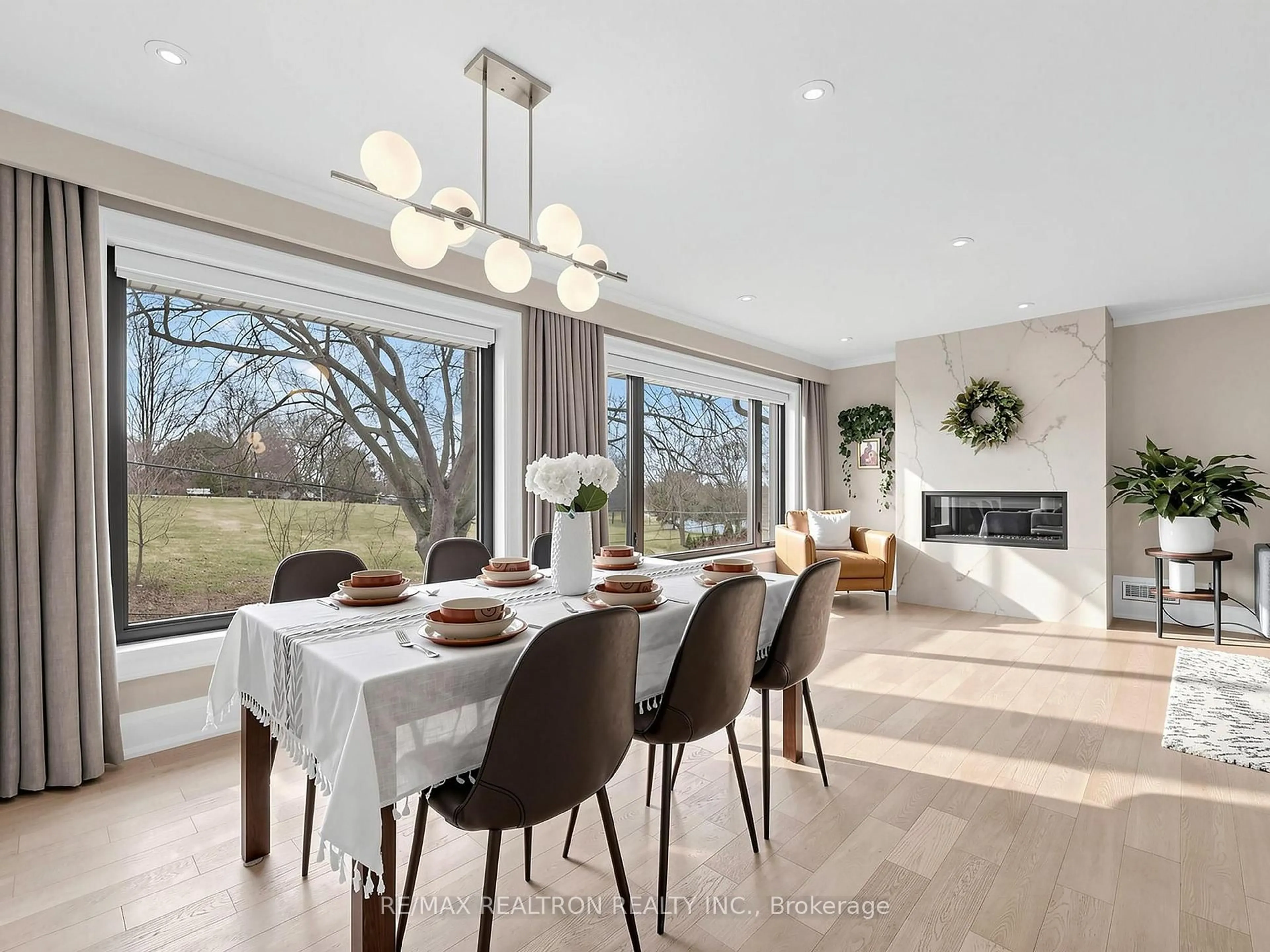 Dining room, wood/laminate floor for 49 Castlegrove Blvd, Toronto Ontario M3A 1K9