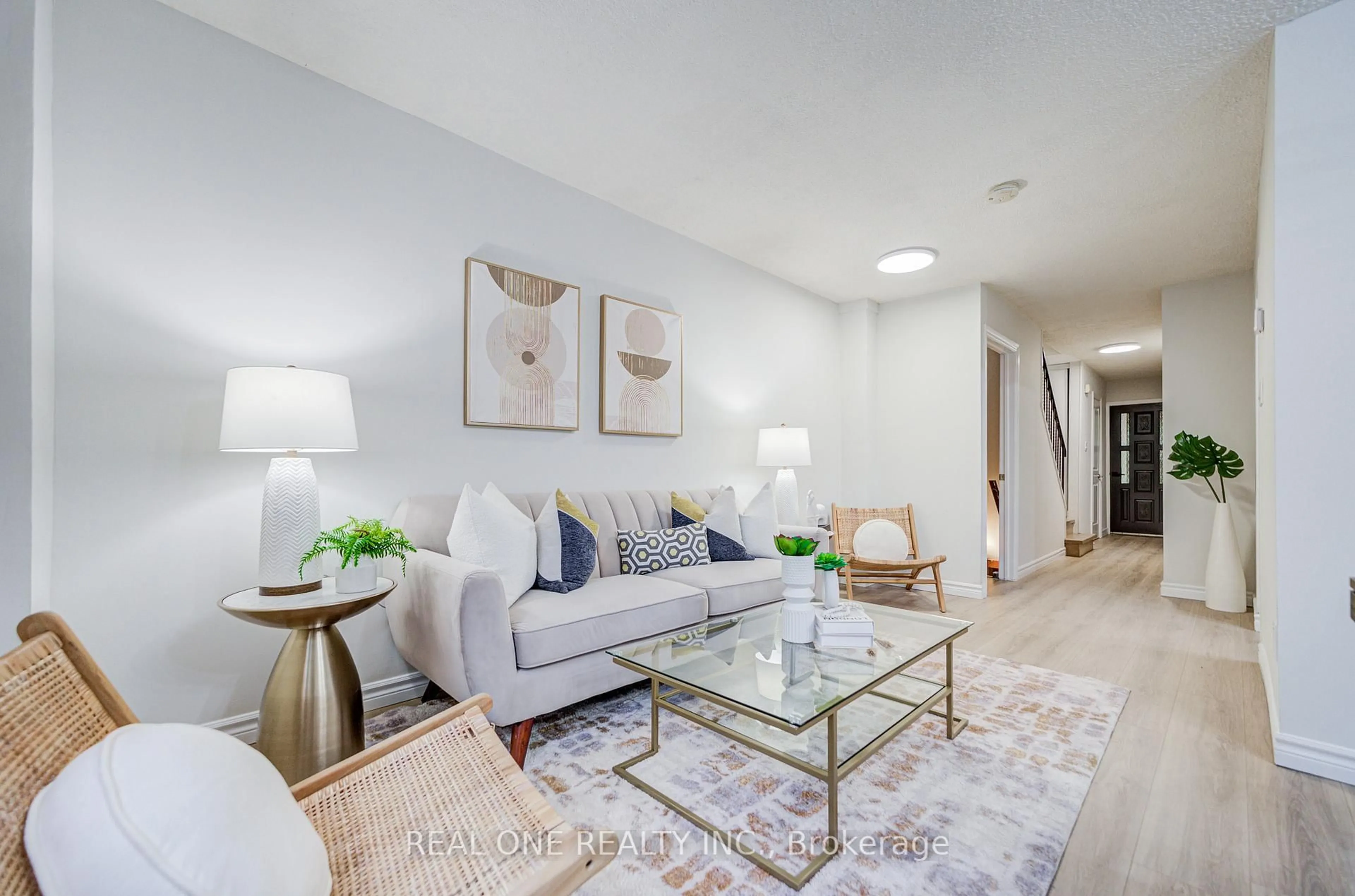 Living room with furniture, unknown for 81 Elsa Vine Way, Toronto Ontario M2J 4H8