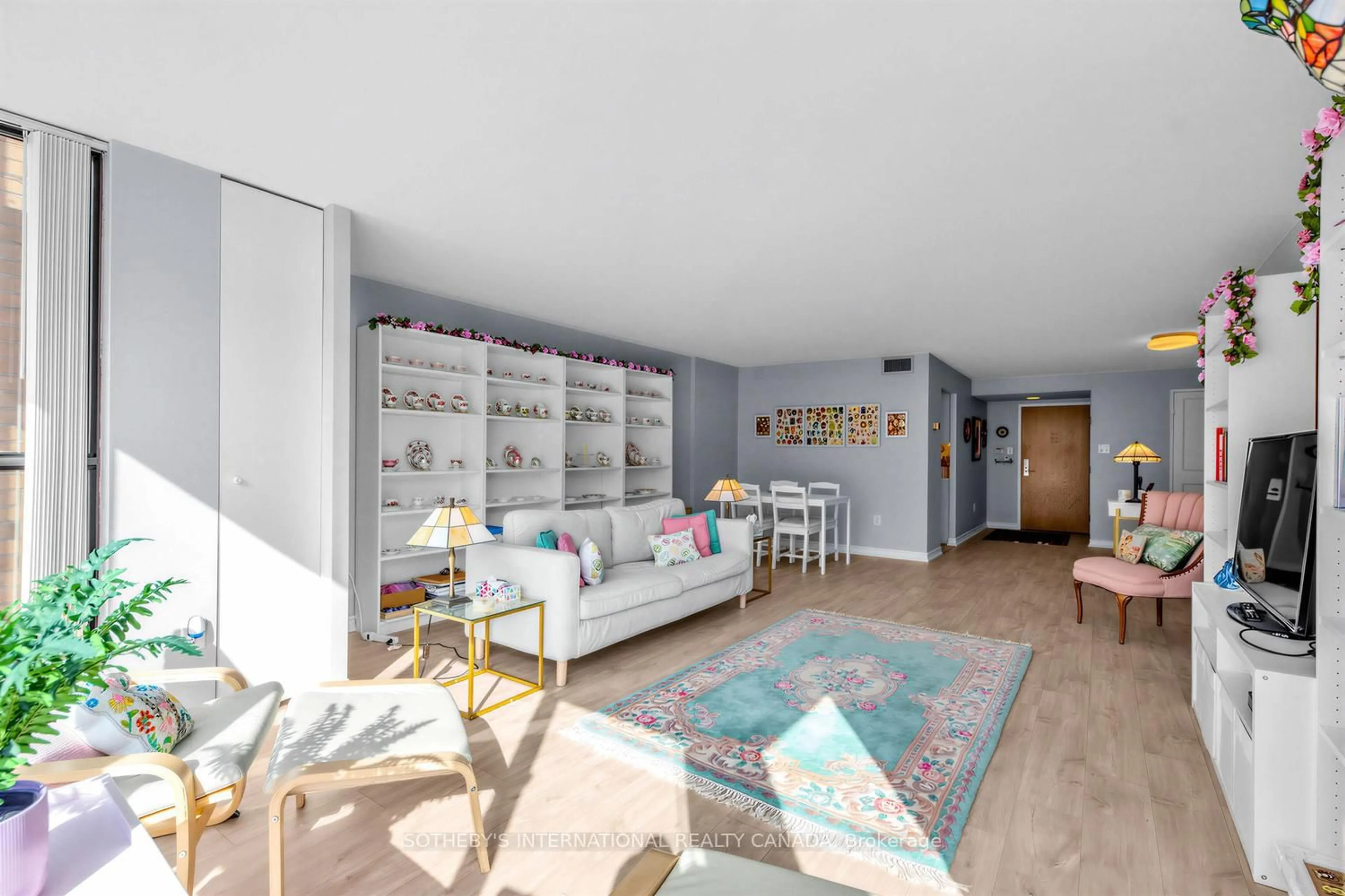 Living room with furniture, unknown for 35 Church St #202, Toronto Ontario M5E 1T3