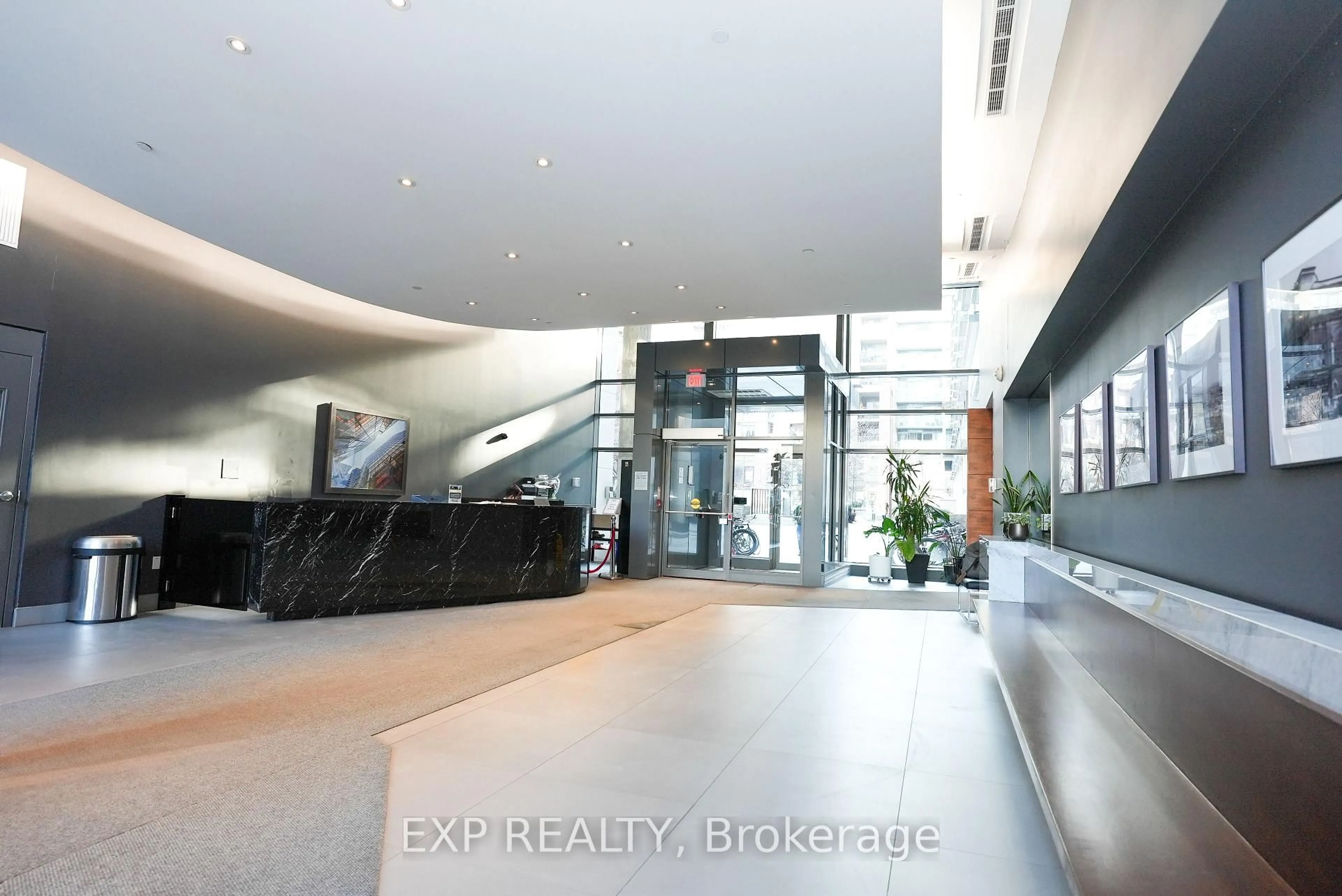 Lobby for 68 Abell St #938, Toronto Ontario M6J 0B1