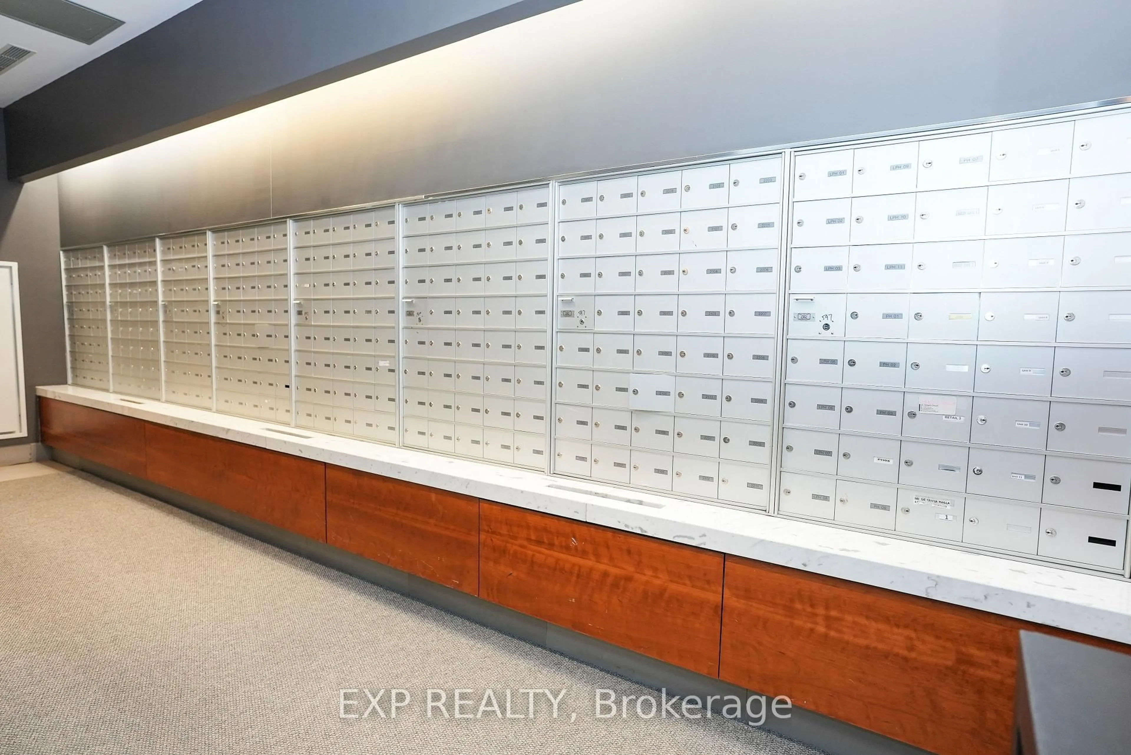 Unknown for 68 Abell St #938, Toronto Ontario M6J 0B1