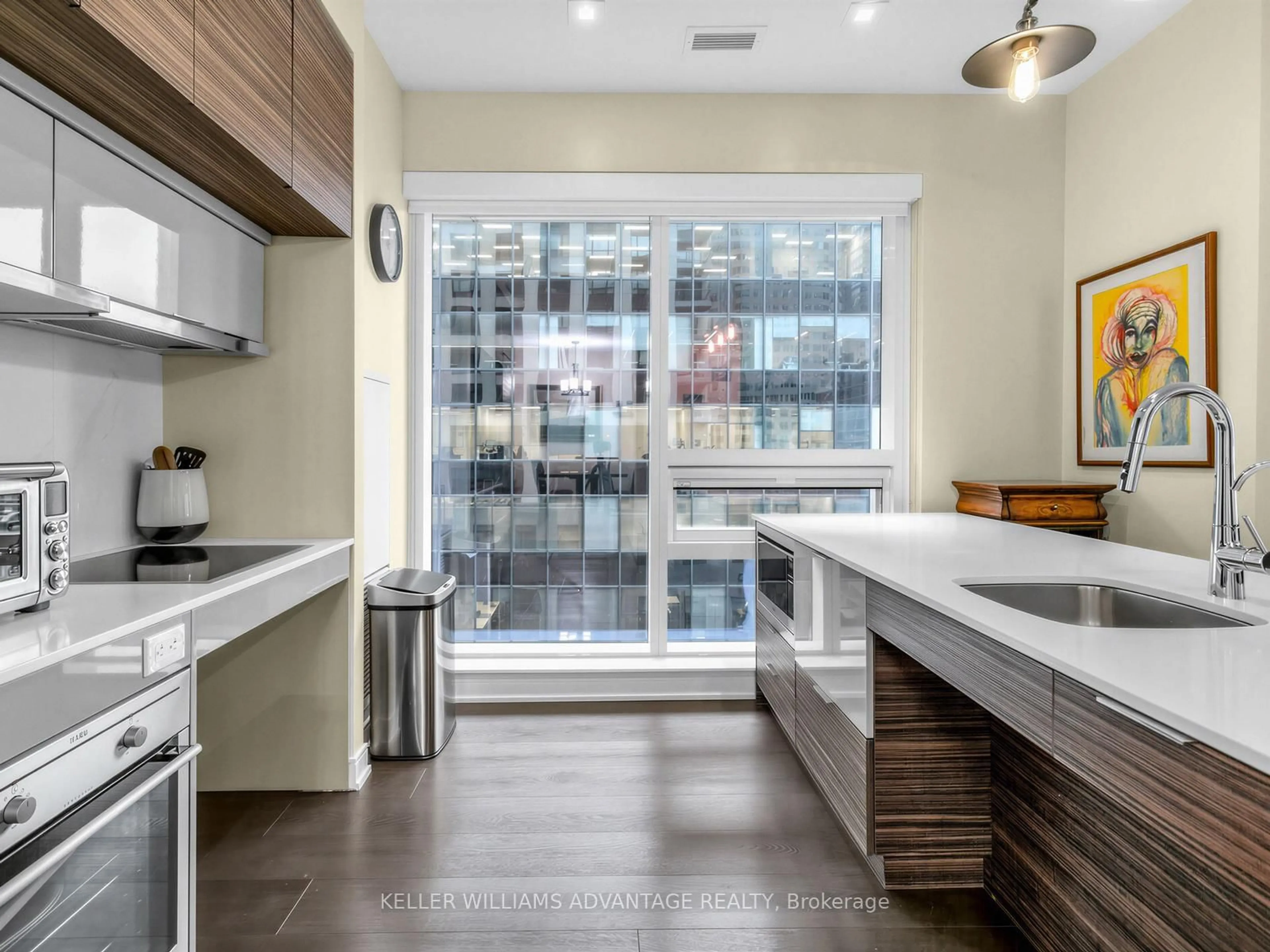 Contemporary kitchen, unknown for 88 Scott St #709, Toronto Ontario M5E 0A9