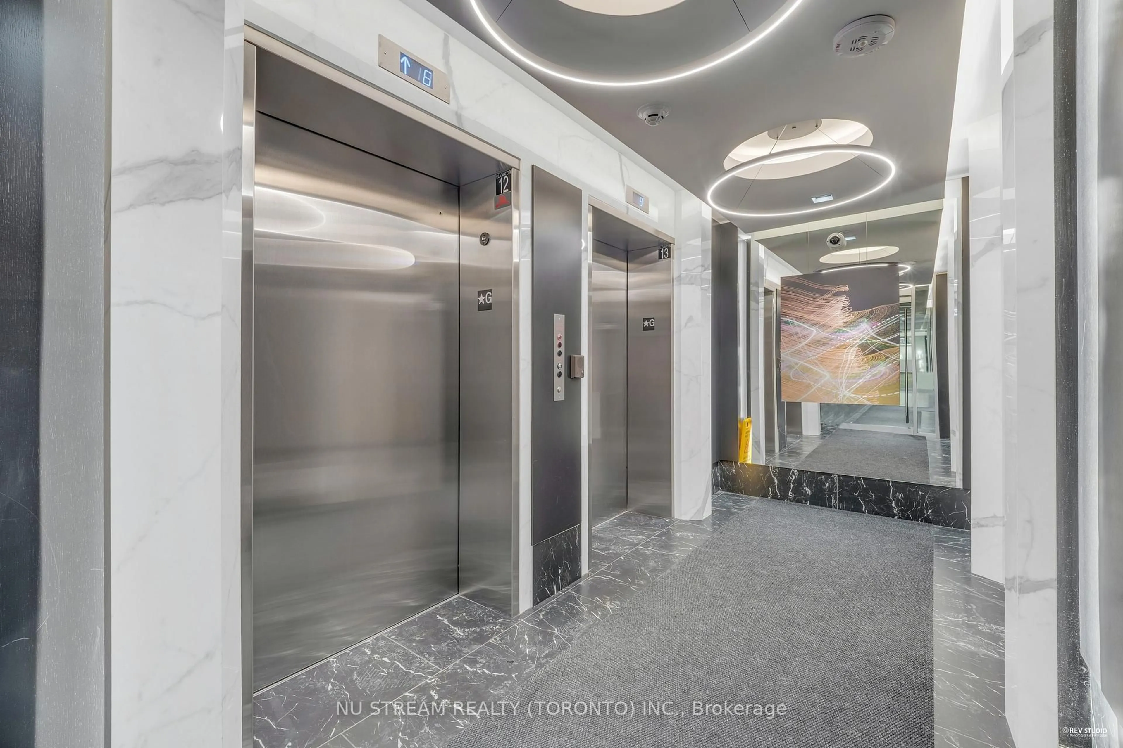 Indoor foyer for 60 Princess St #337, Toronto Ontario M5A 2C7