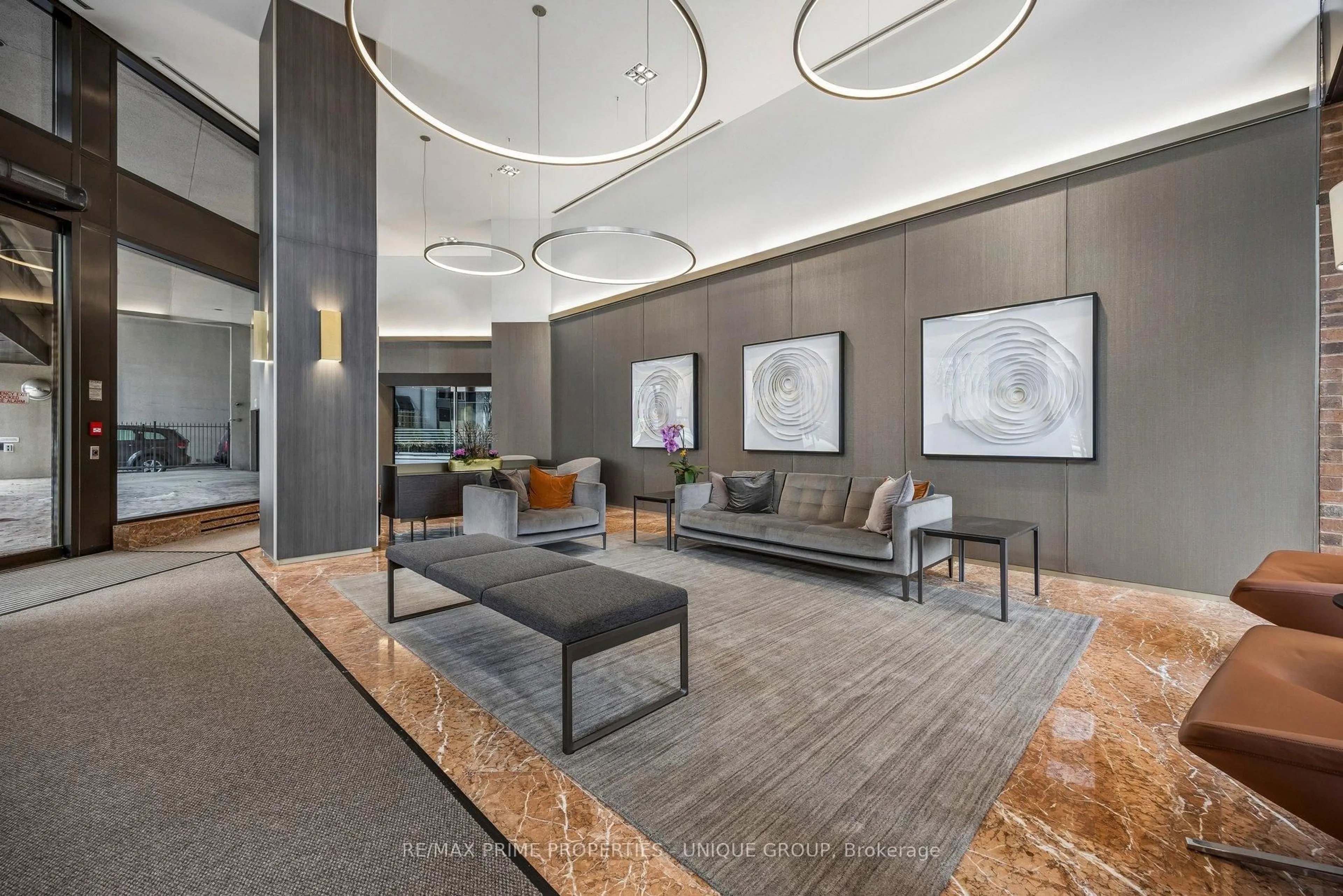 Lobby for 55 Prince Arthur Ave #805, Toronto Ontario M5R 1B3