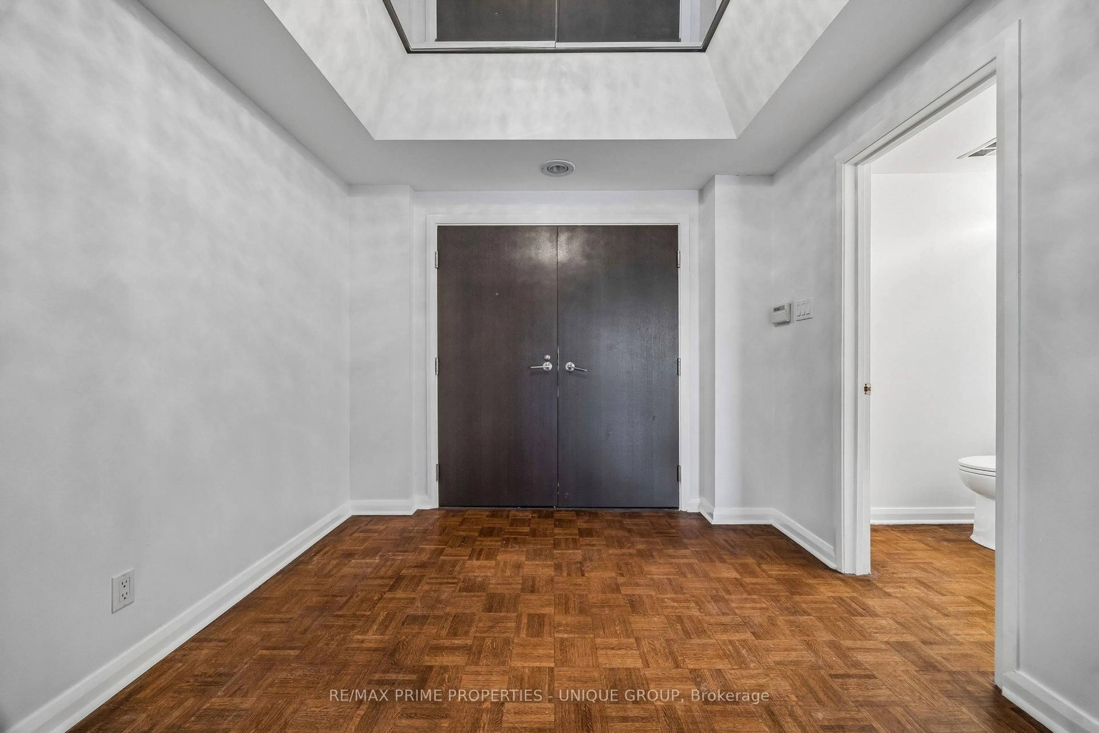 Unknown for 55 Prince Arthur Ave #805, Toronto Ontario M5R 1B3