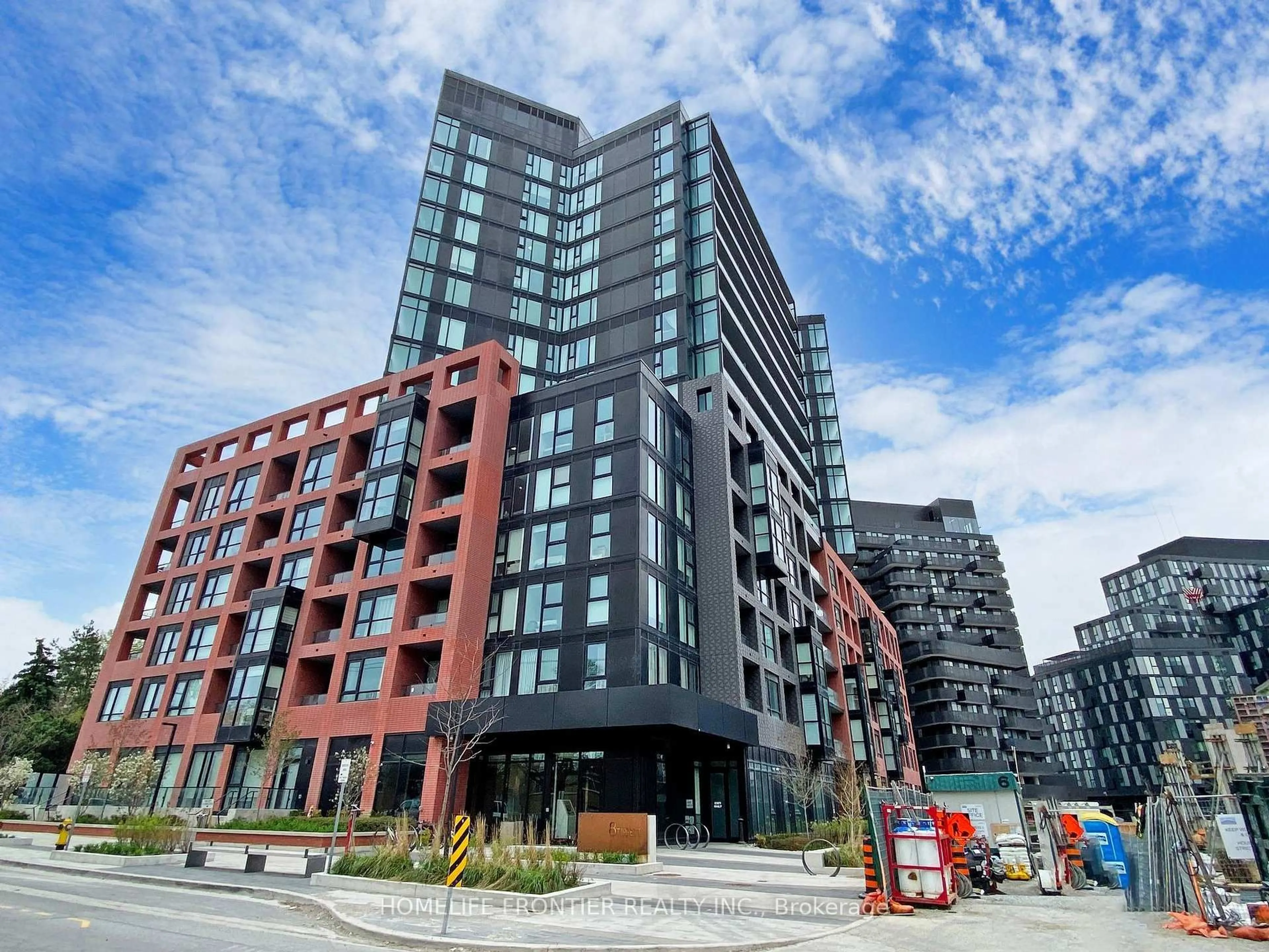 Unknown for 8 Tippet Rd #709, Toronto Ontario M3H 0E7