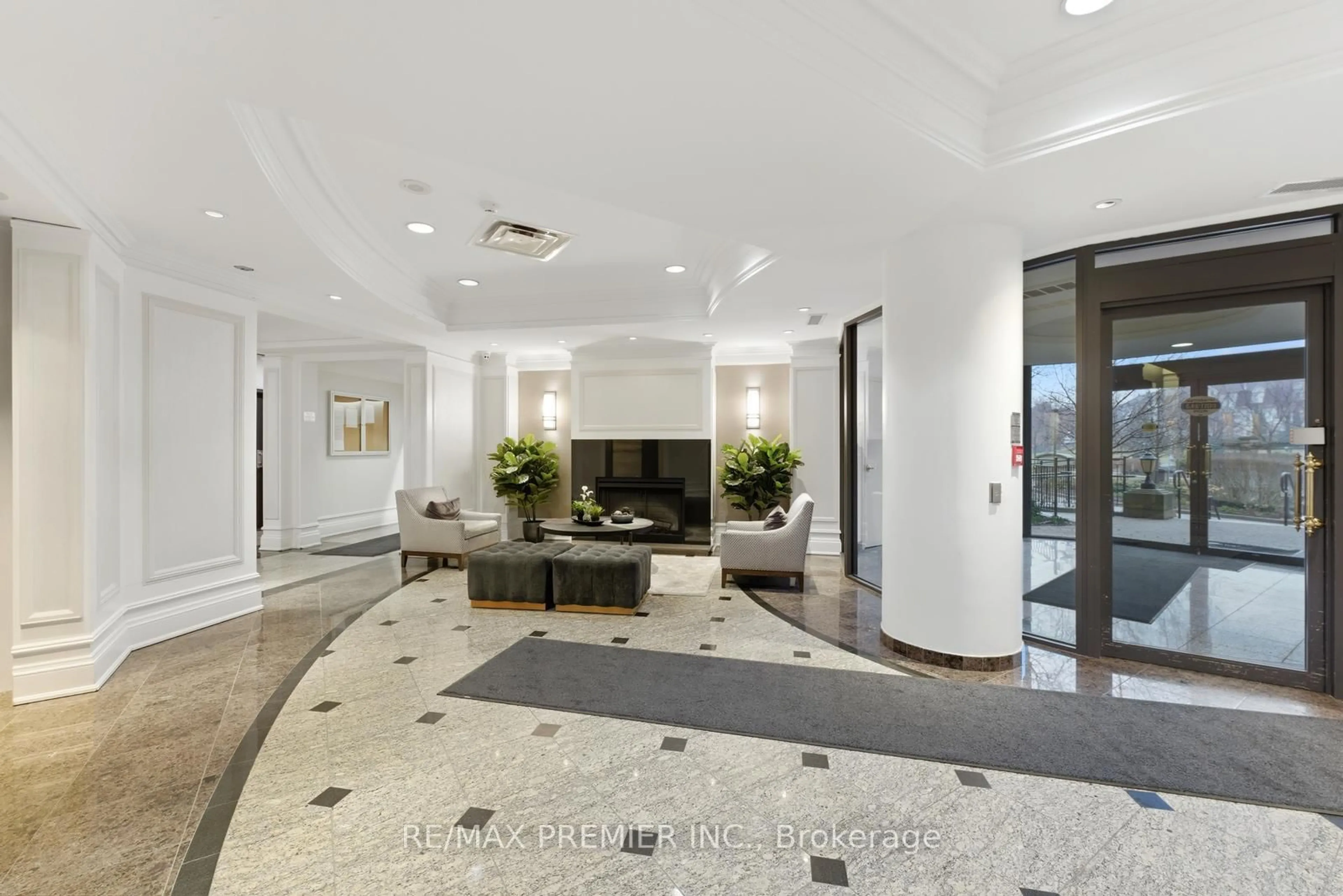 Indoor foyer for 16 Dallimore Circ #PH20, Toronto Ontario M3C 4C4