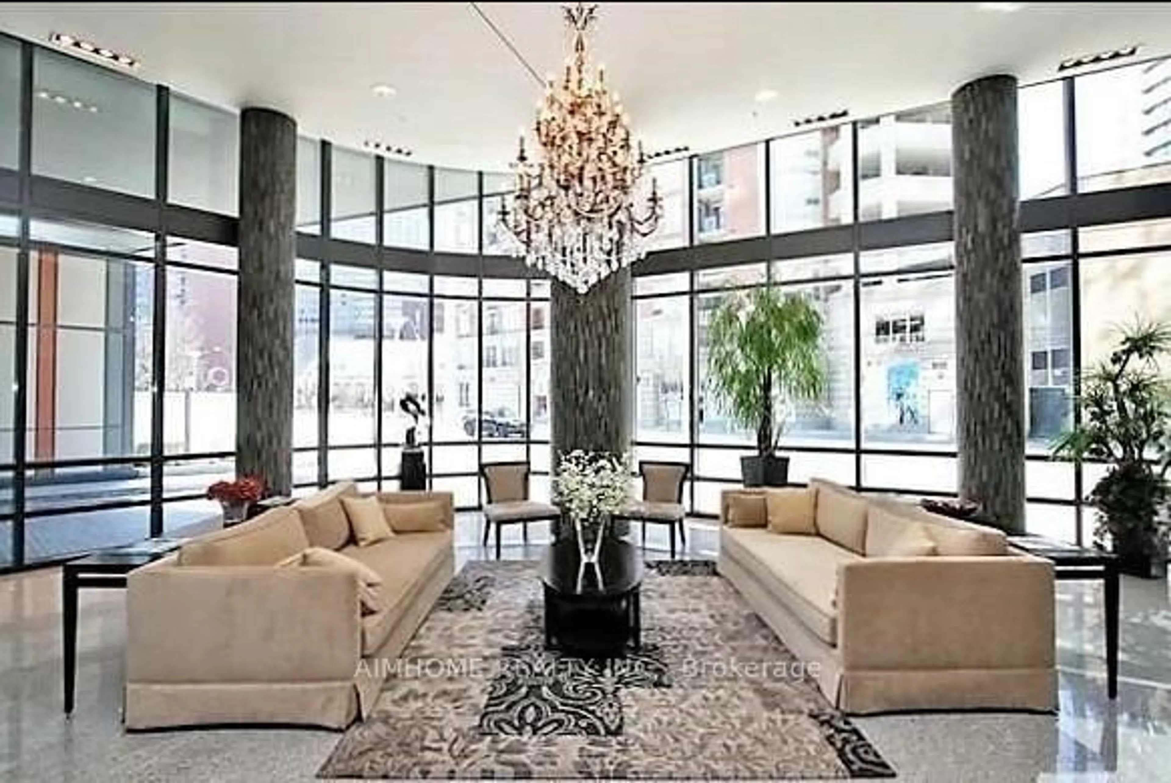 Lobby for 825 Church St #3707, Toronto Ontario M4W 3Z4