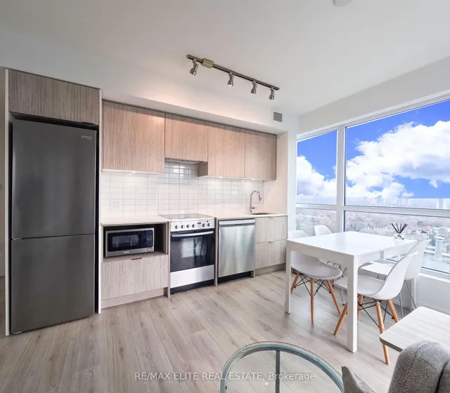 395 Bloor St #1711, Toronto 2