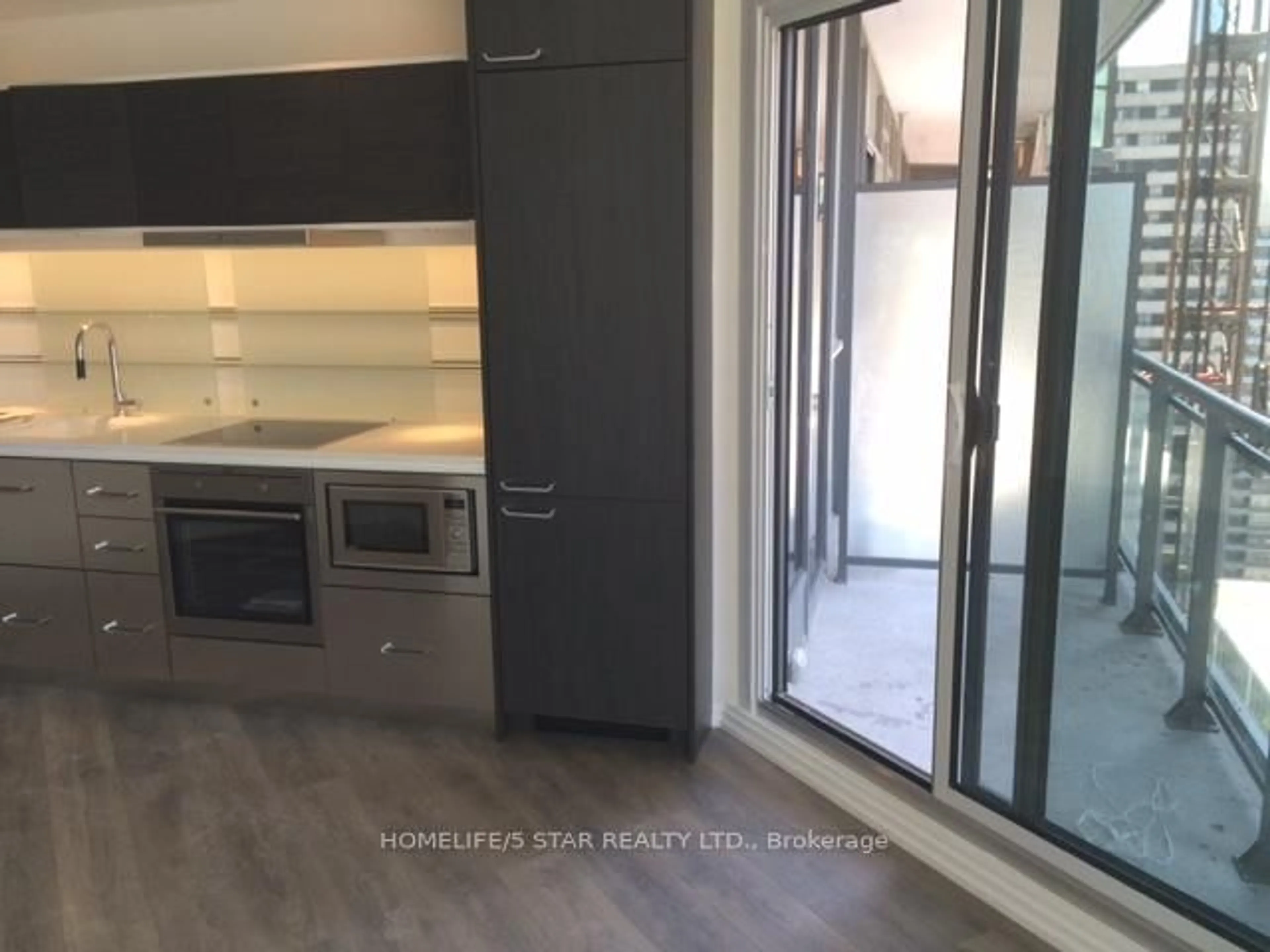 Unknown for 45 CHARLES St #2106, Toronto Ontario M4Y 0B8