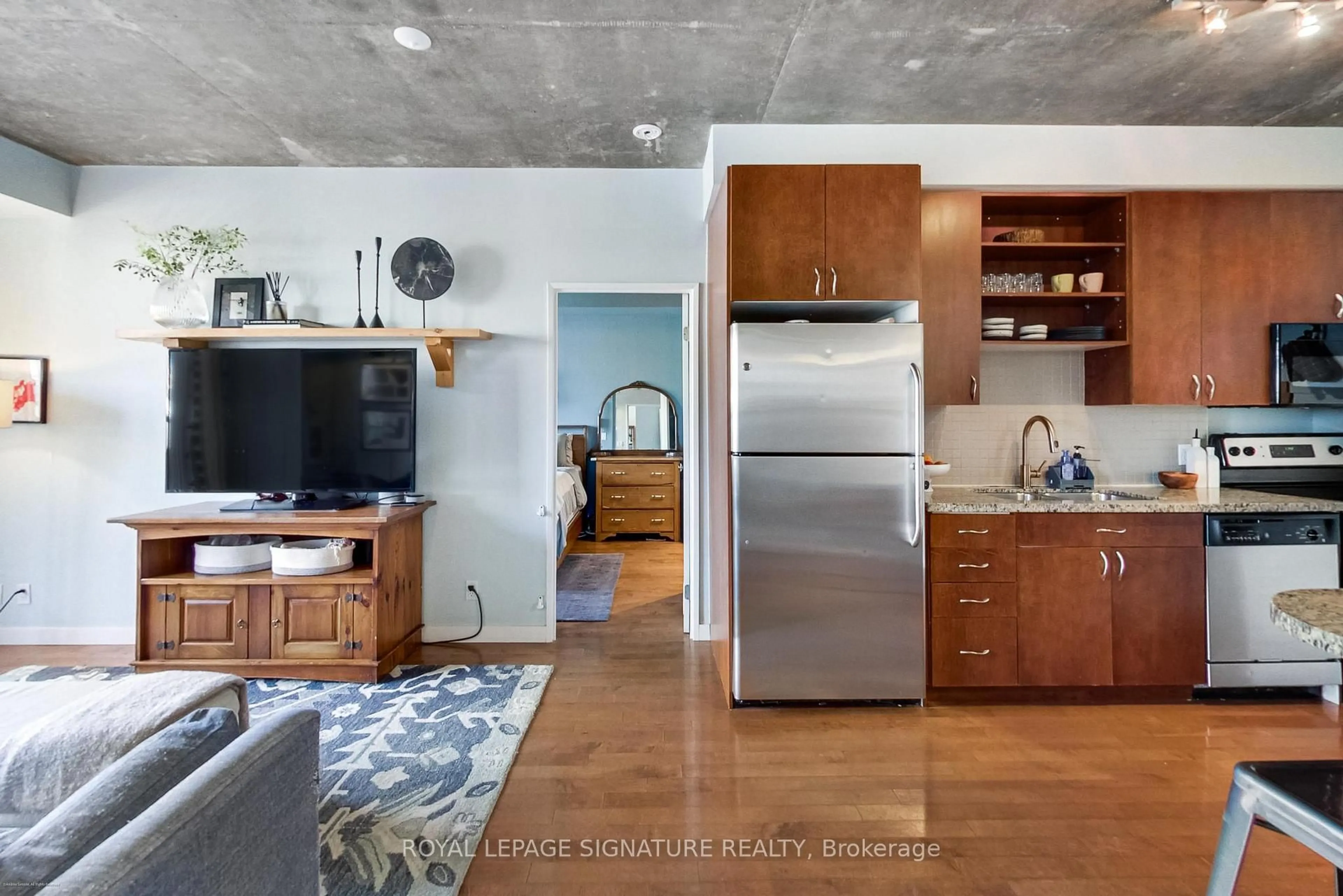 Open concept kitchen, unknown for 1005 King St #718, Toronto Ontario M6K 3M8