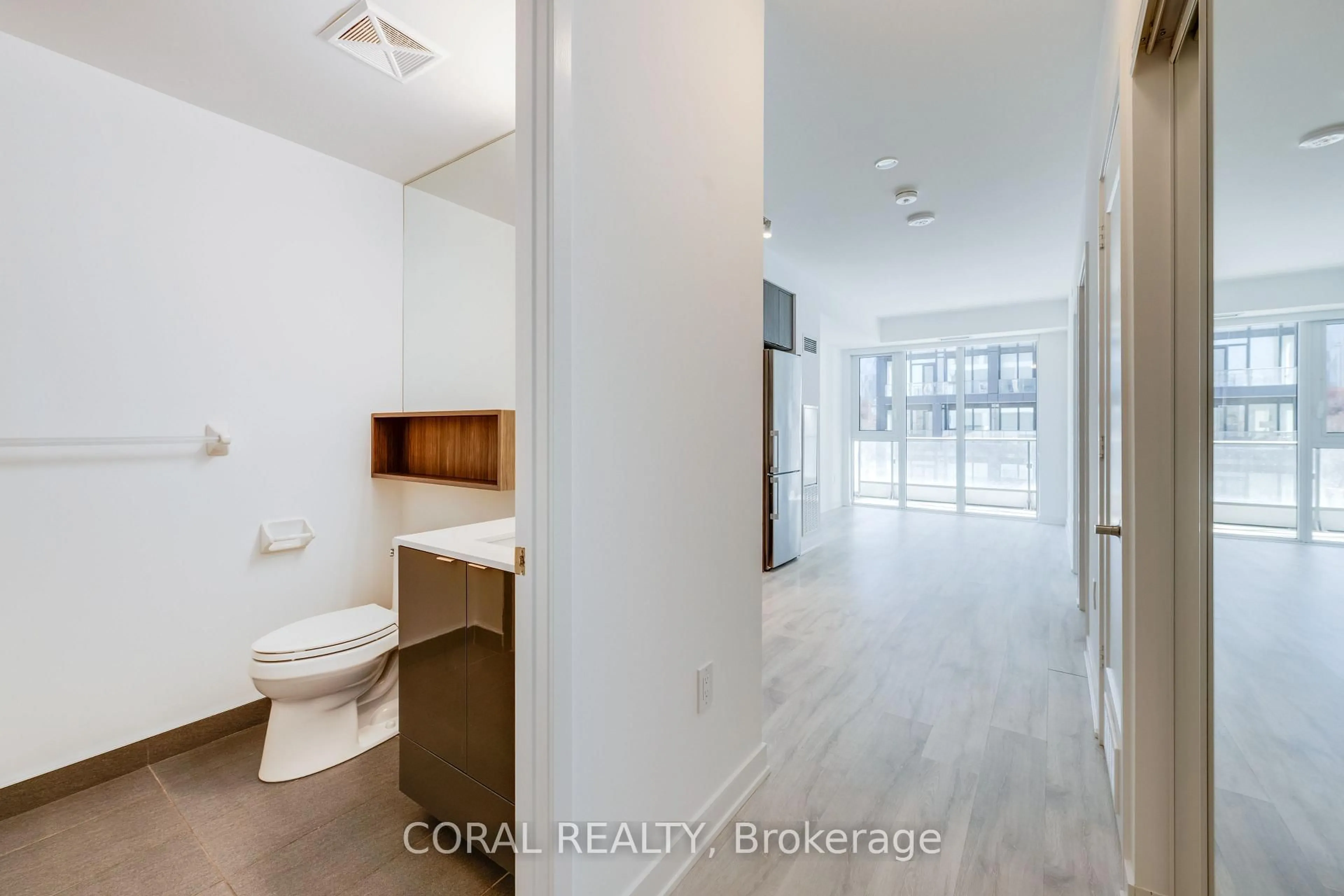 Unknown for 60 PRINCESS St #347, Toronto Ontario M5A 2C7