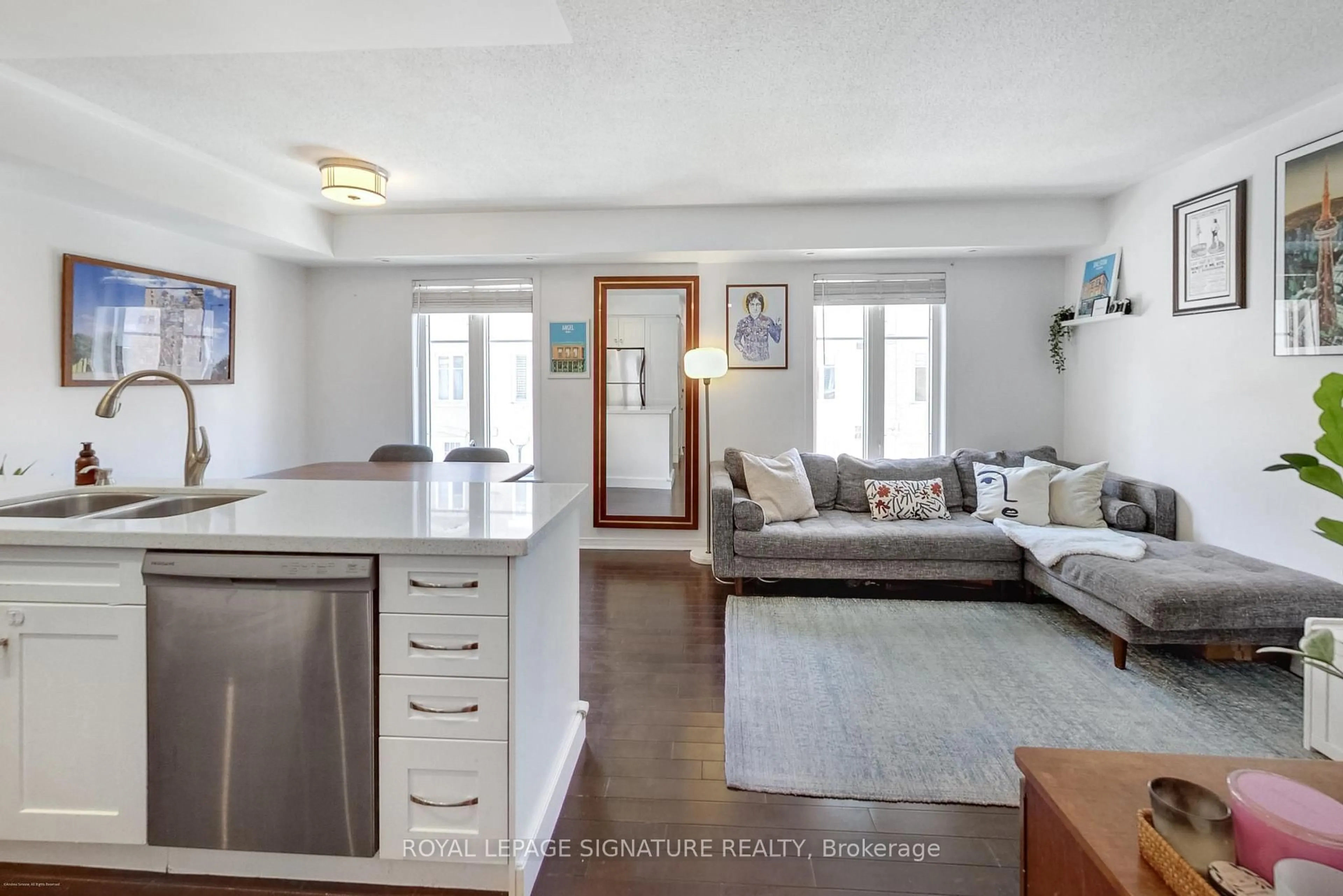 Open concept kitchen, unknown for 46 Western Battery Rd #838, Toronto Ontario M6K 3P1