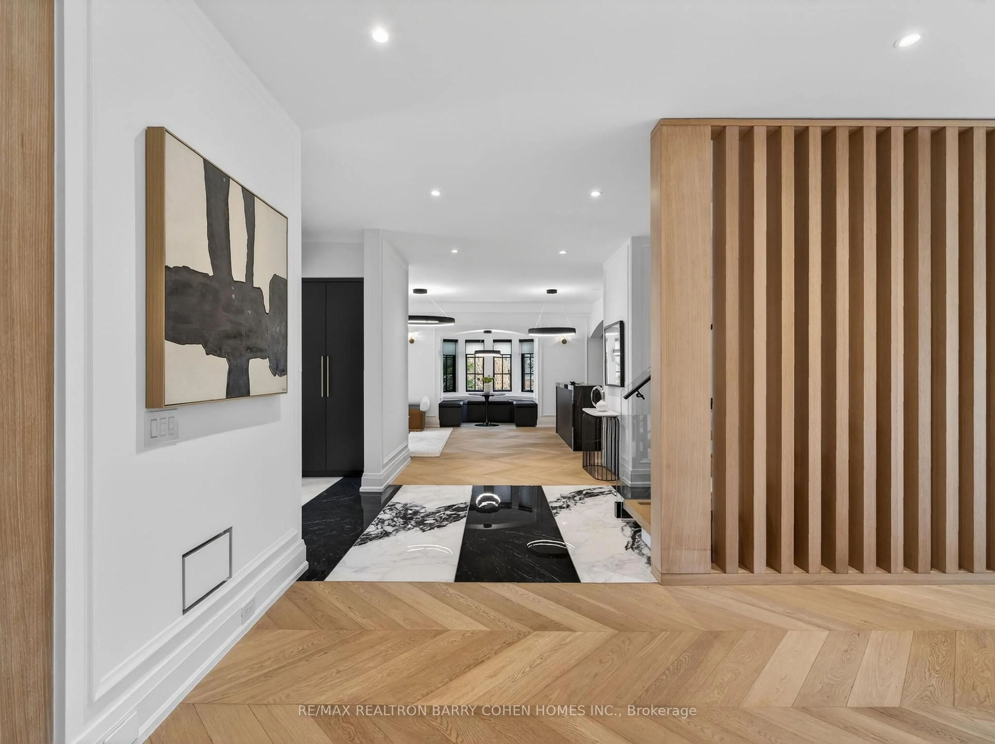 Indoor entryway for 62 Maple Ave, Toronto Ontario M4W 2T7