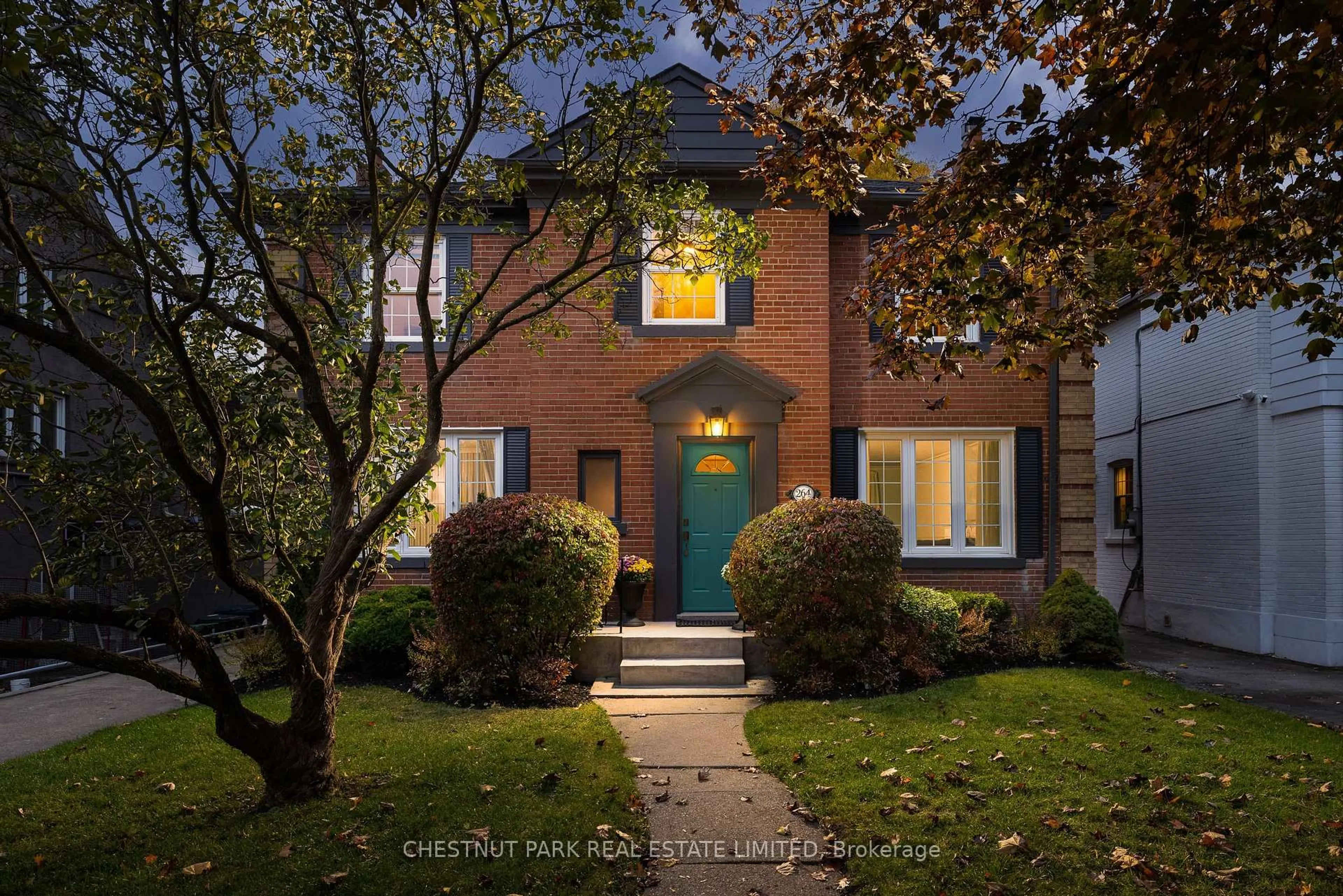 Home with brick exterior material, street for 264 Oriole Pkwy, Toronto Ontario M5P 2H3