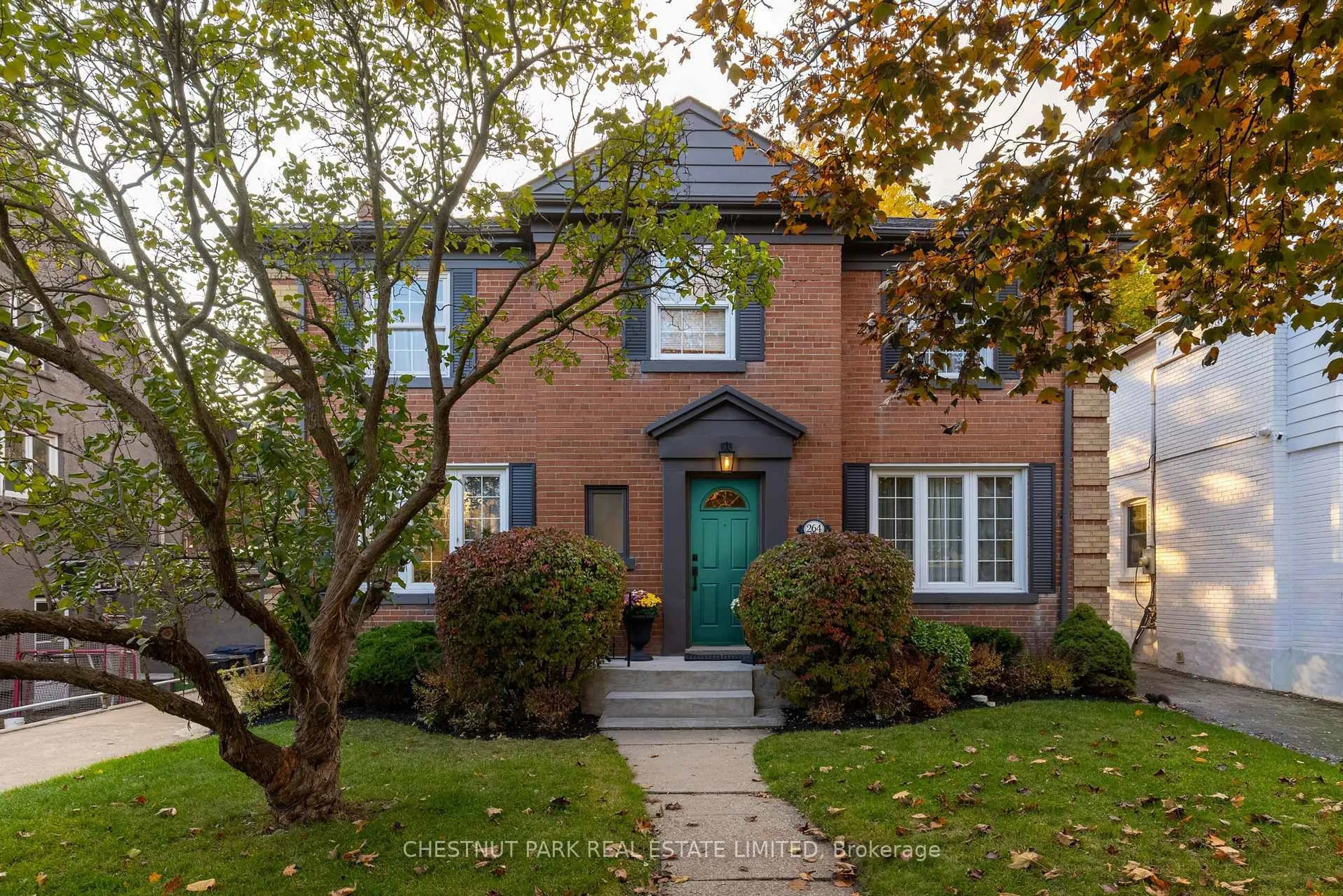 Home with brick exterior material, street for 264 Oriole Pkwy, Toronto Ontario M5P 2H3