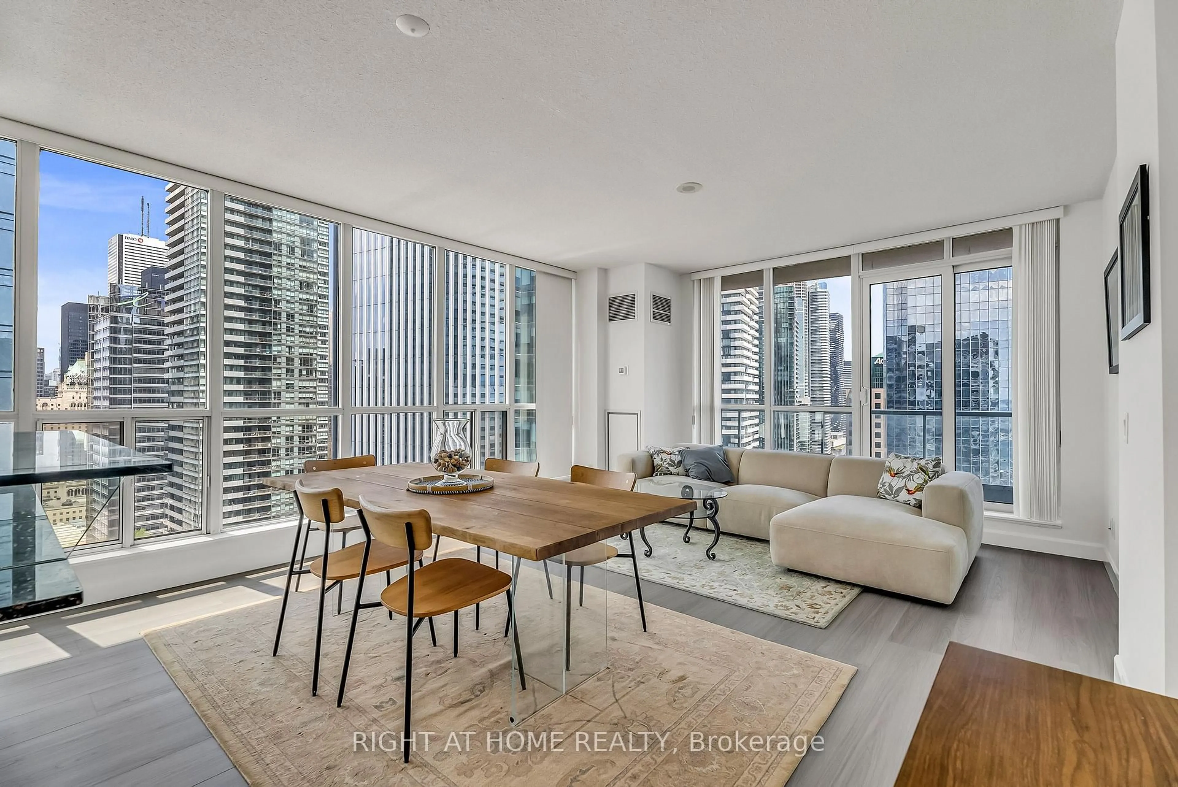 Living room with furniture, unknown for 8 York St #3202, Toronto Ontario M5J 2Y2