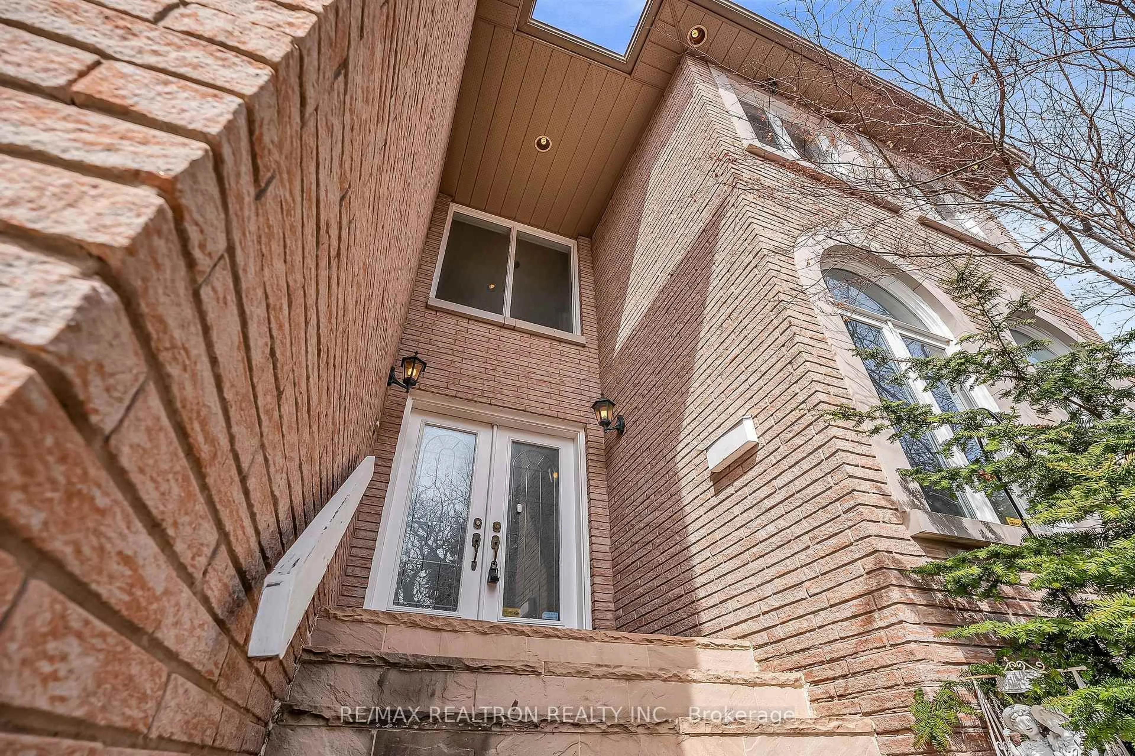 Home with brick exterior material, street for 278 Dunview Ave, Toronto Ontario M2N 4J5