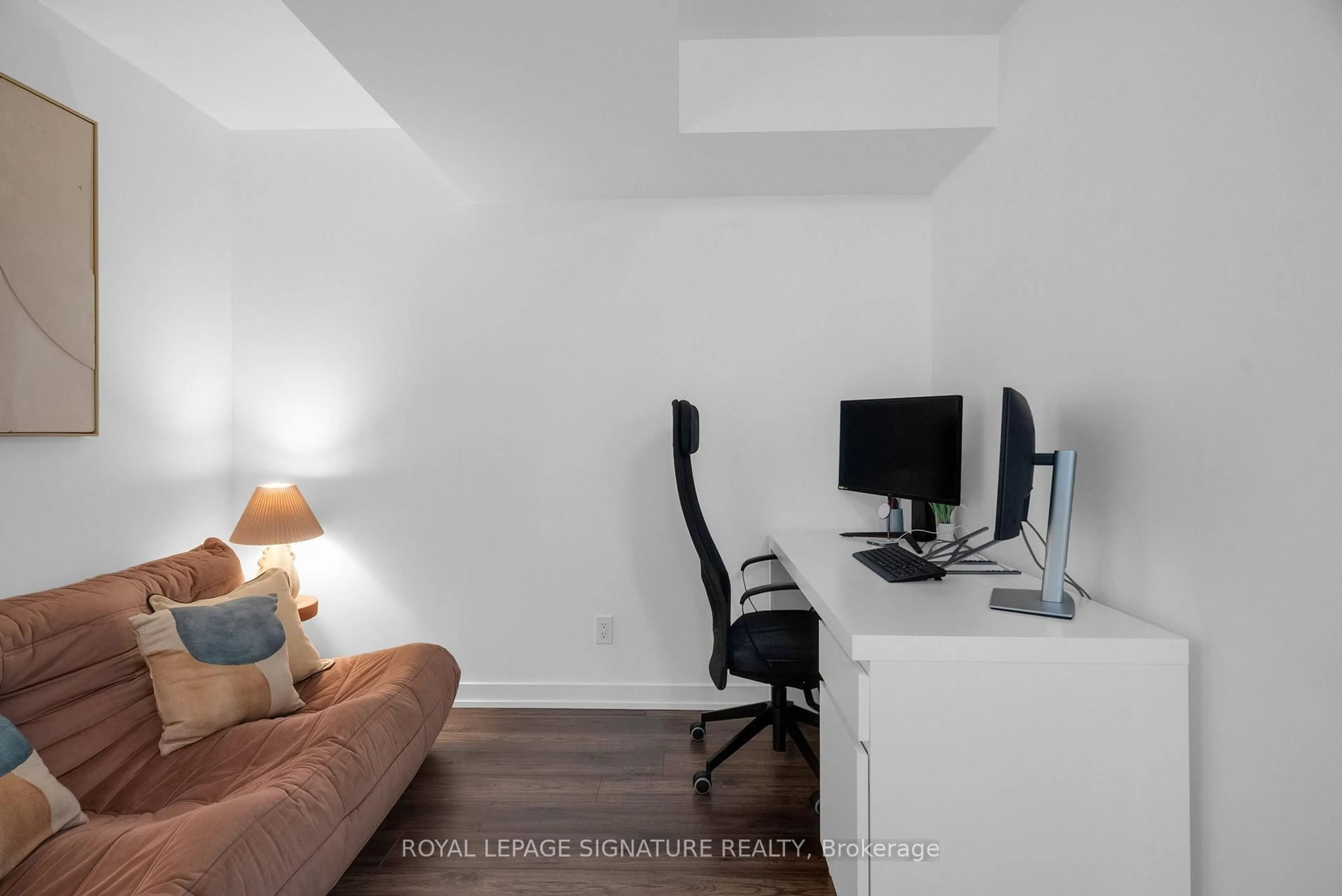 A pic of a room for 106 Varna Dr #8, Toronto Ontario M6A 0C8