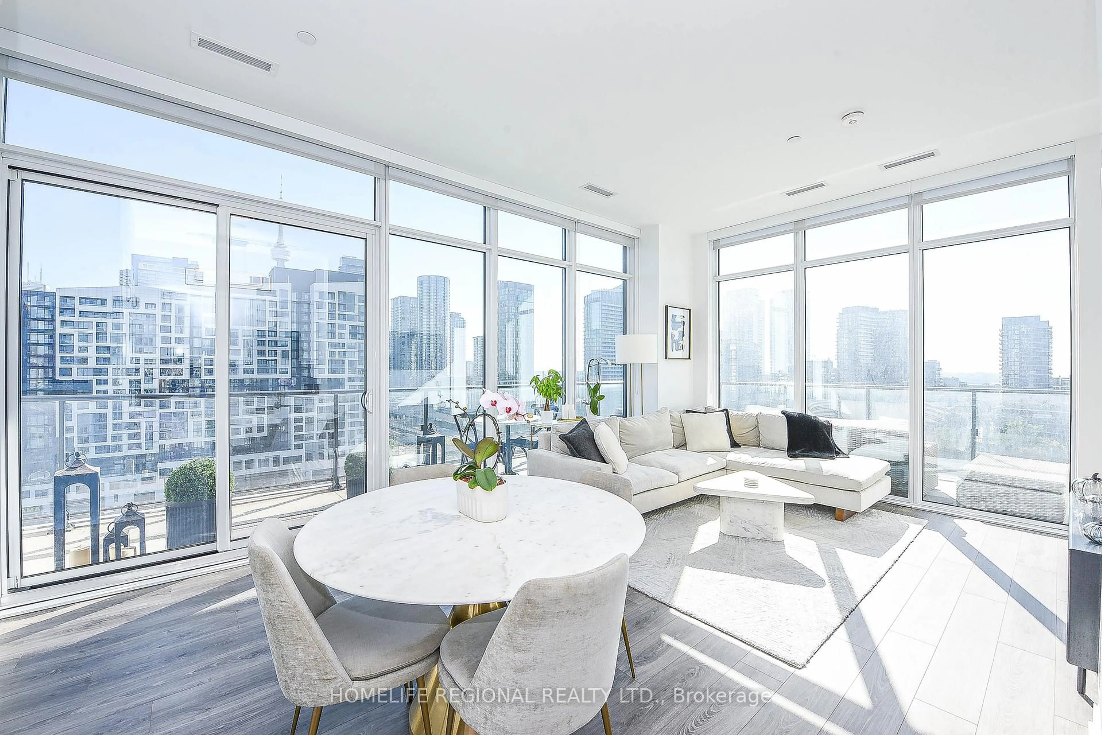 Living room with furniture, unknown for 9 Tecumseth St #PH19, Toronto Ontario M5V 0S5