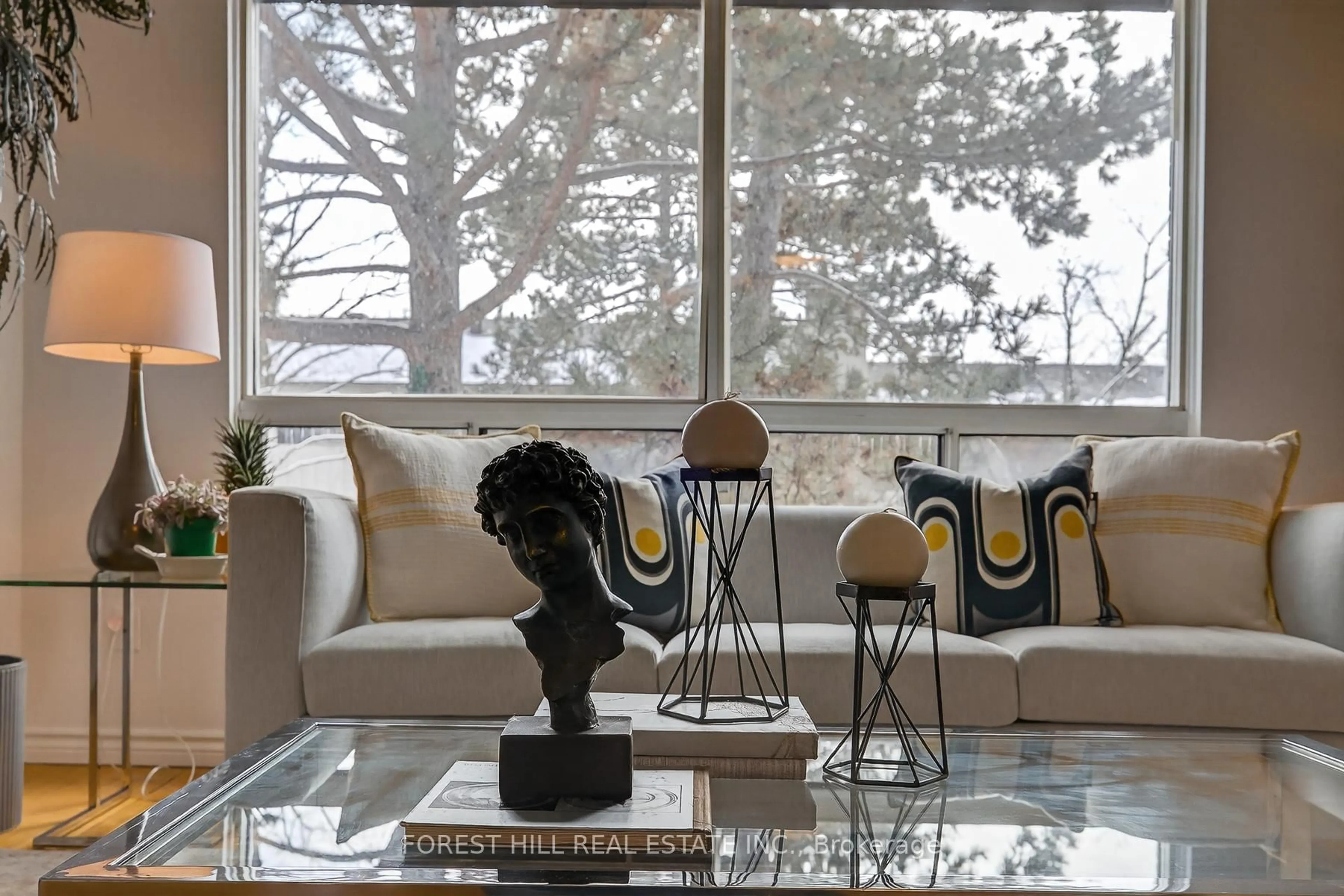 Living room with furniture, unknown for 4 Yetta Shepway, Toronto Ontario M2J 1X9