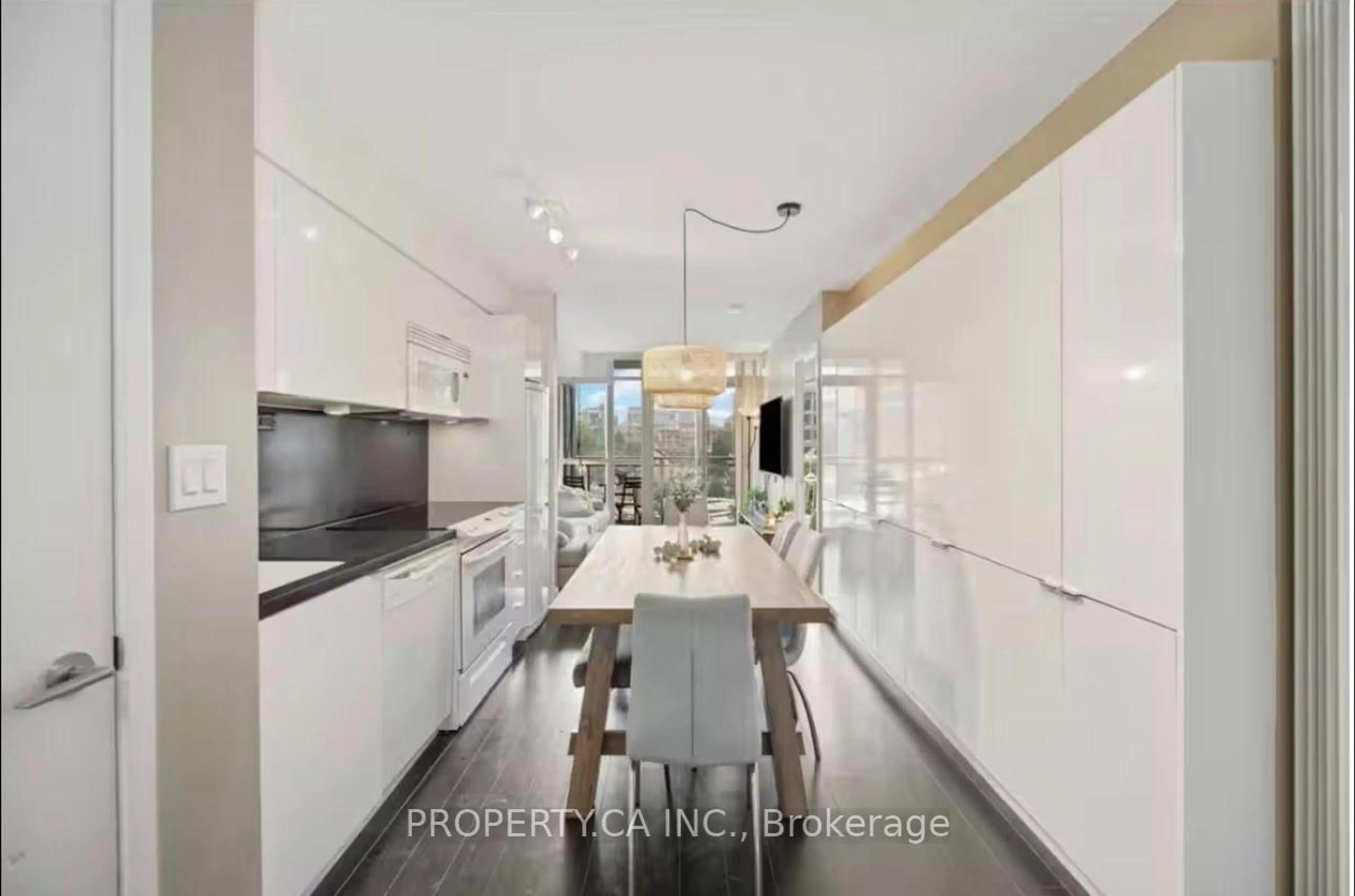 Contemporary kitchen, ceramic/tile floor for 15 Iceboat Terr #341, Toronto Ontario M5V 4A5