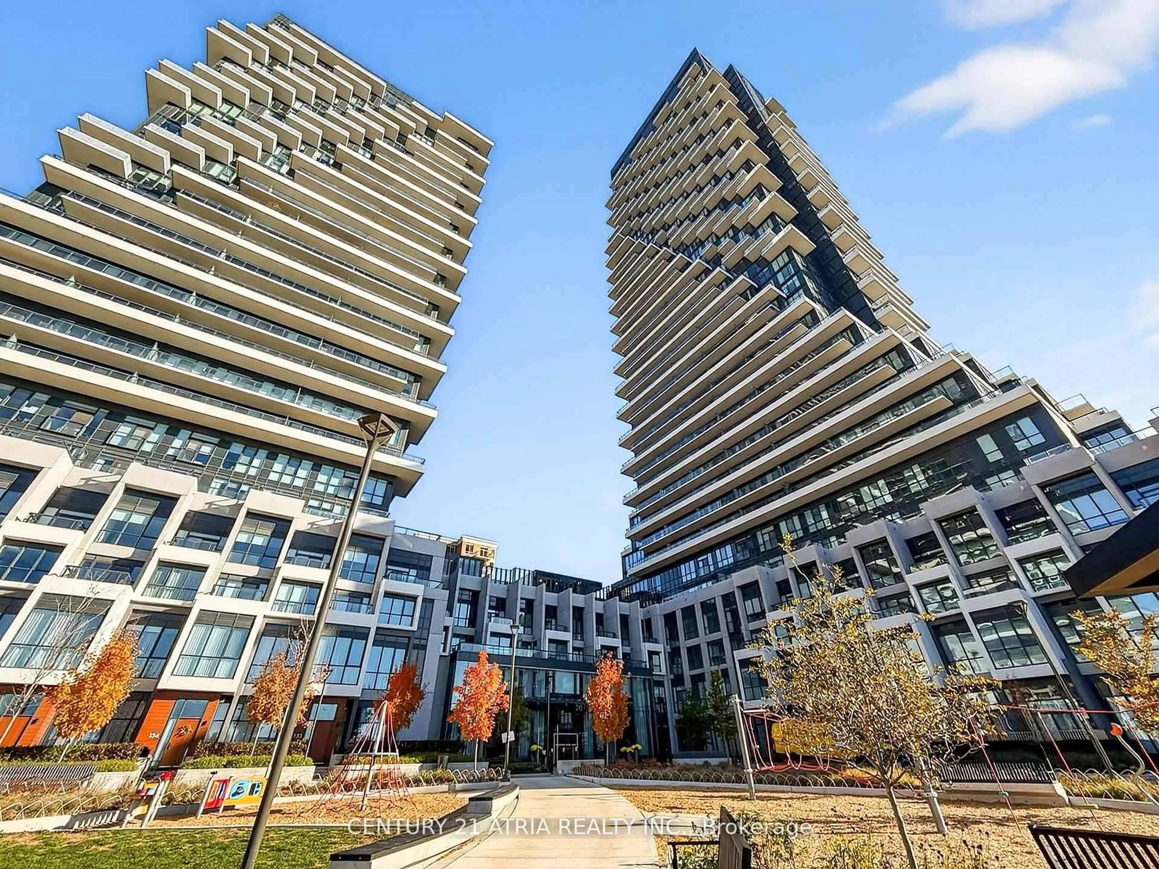 A pic from outside/outdoor area/front of a property/back of a property/a pic from drone, unknown for 30 Inn On The Park Dr #802, Toronto Ontario M3C 0P7