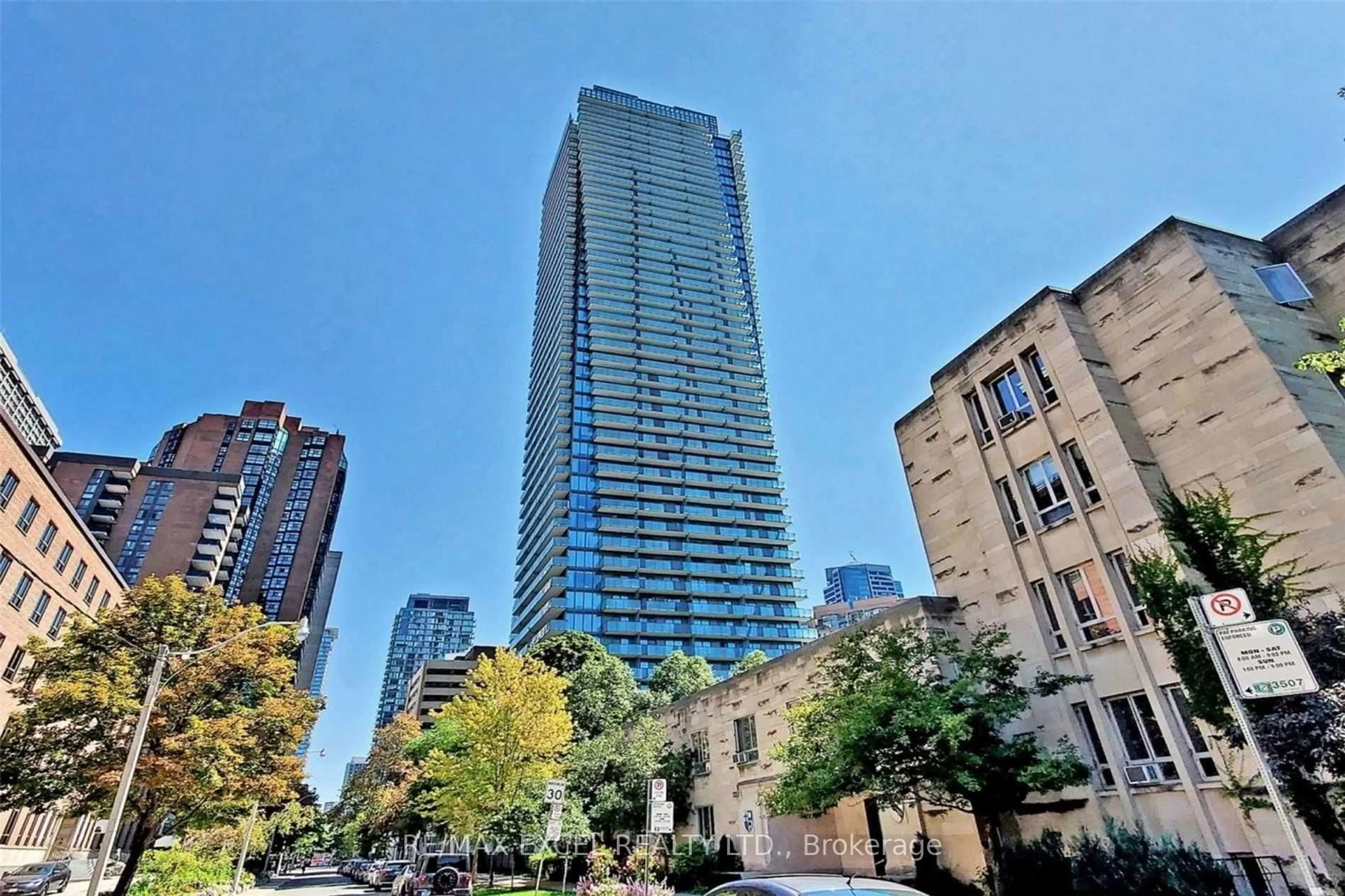 Unknown for 65 St Mary St #810, Toronto Ontario M5S 0A6