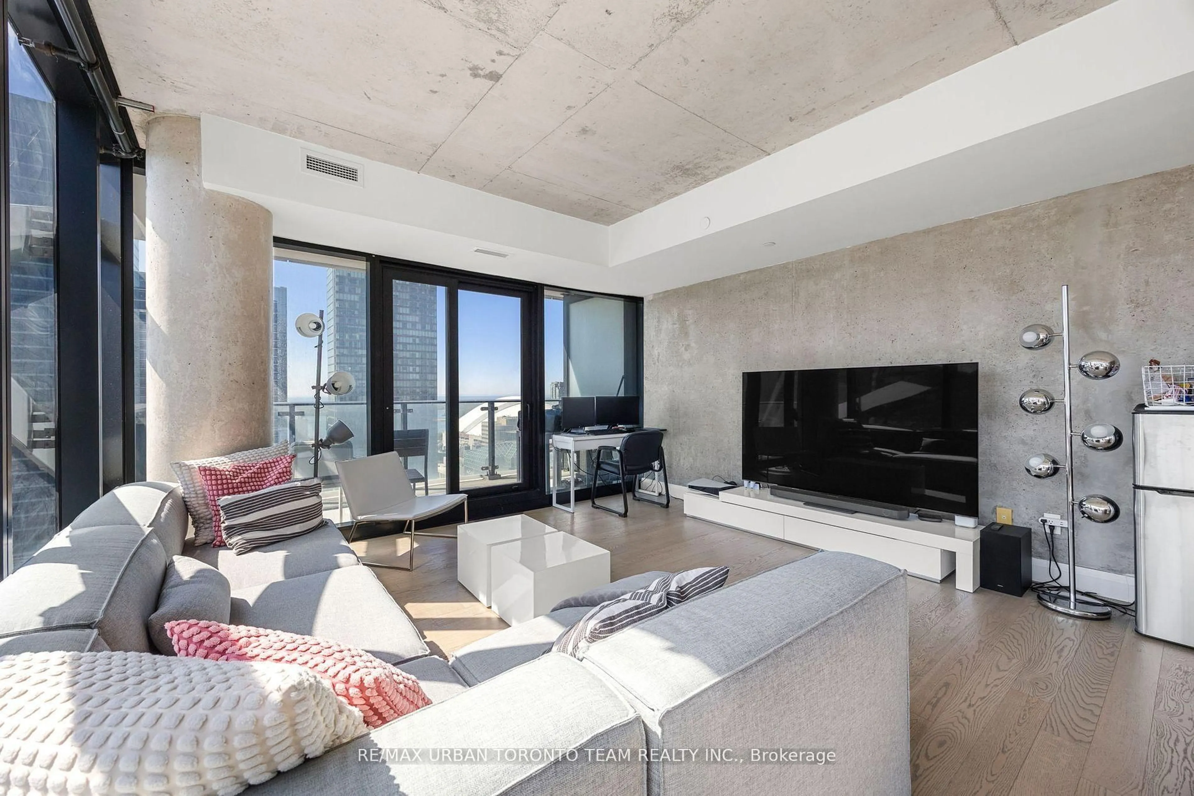 Living room with furniture, unknown for 224 King St #2804, Toronto Ontario M5H 0A6