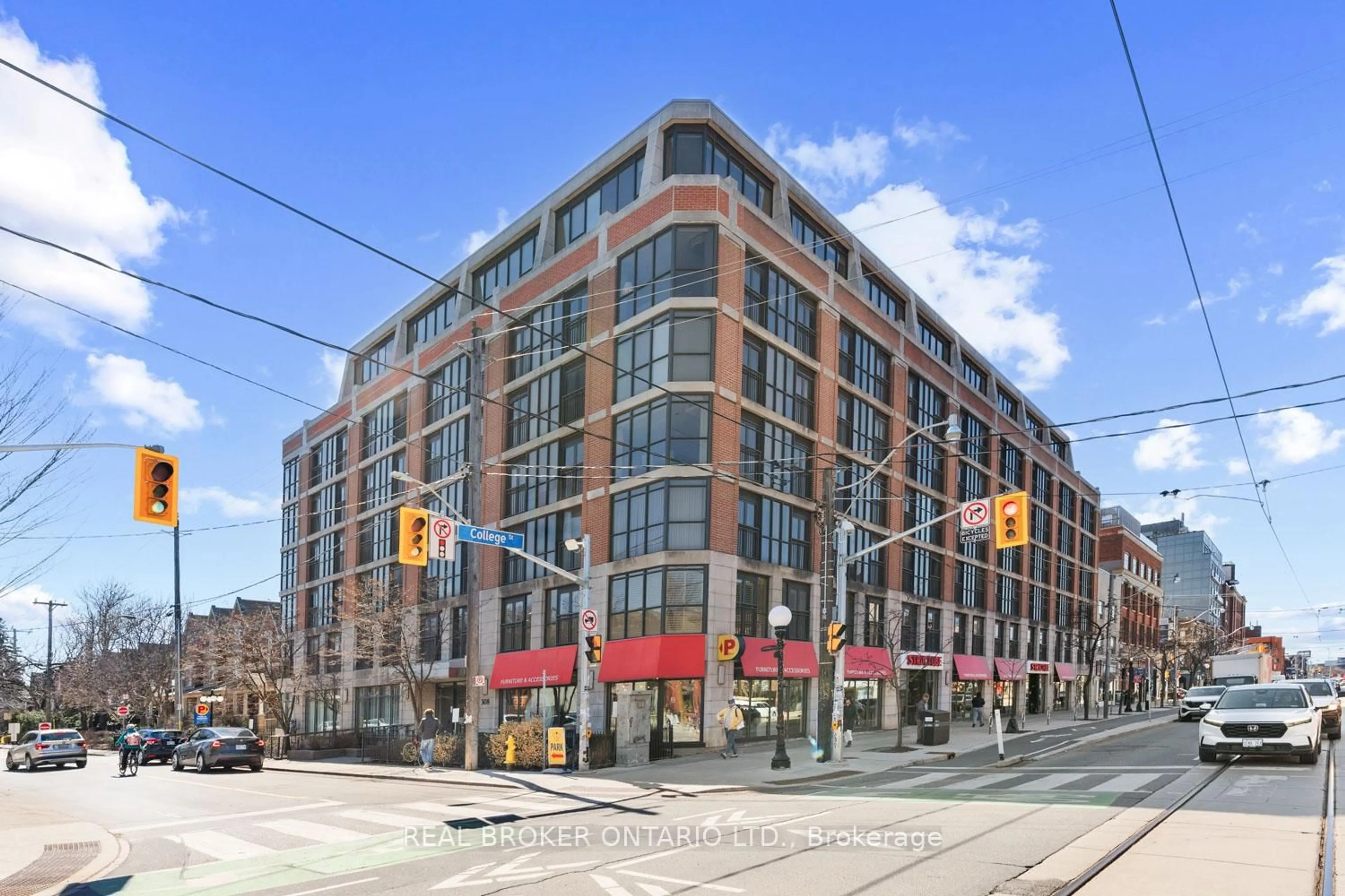 Unknown for 308 Palmerston Ave #204, Toronto Ontario M6J 3X9