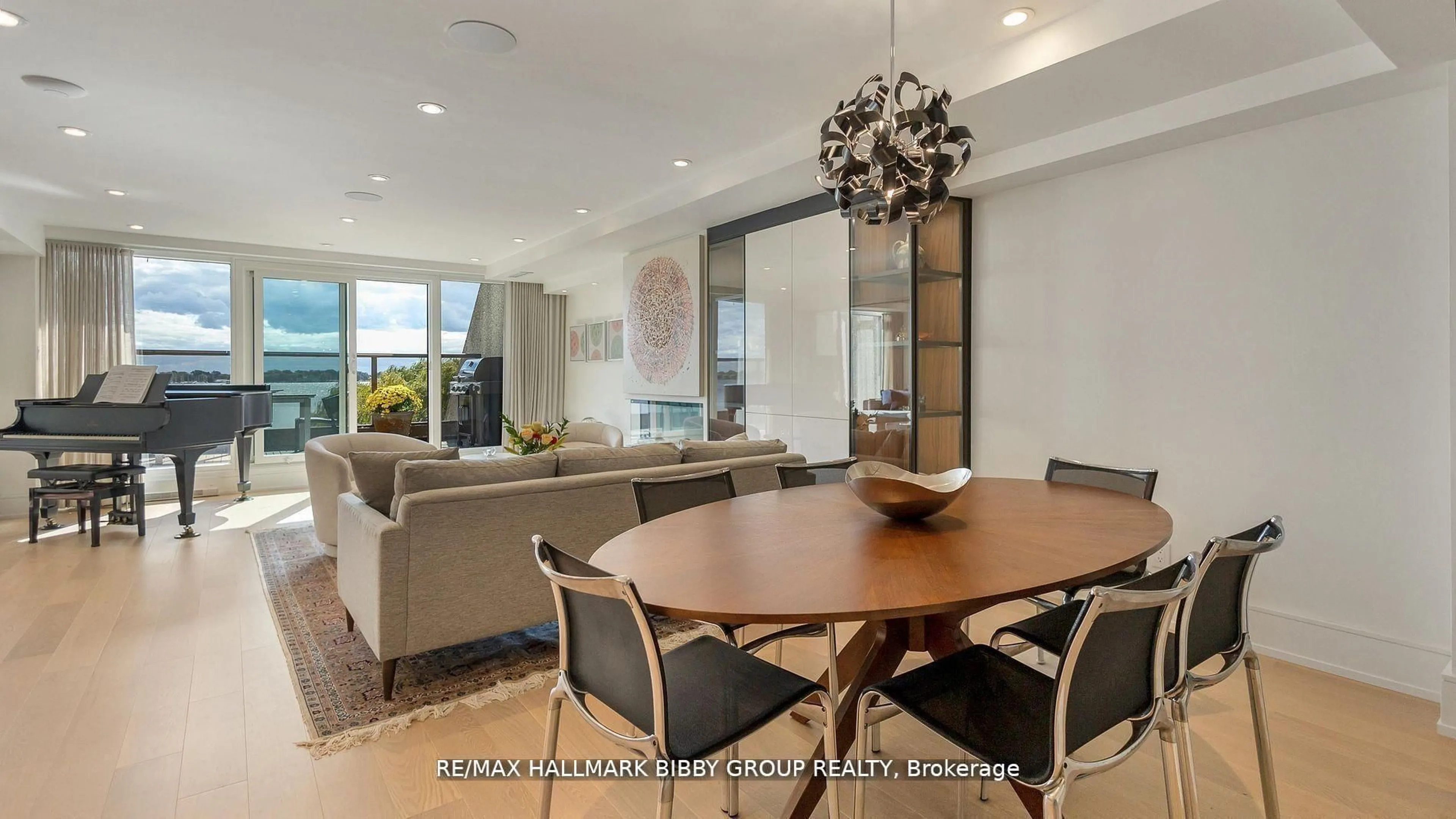 Dining room, unknown for 99 Harbour Sq #613, Toronto Ontario M5J 2H2