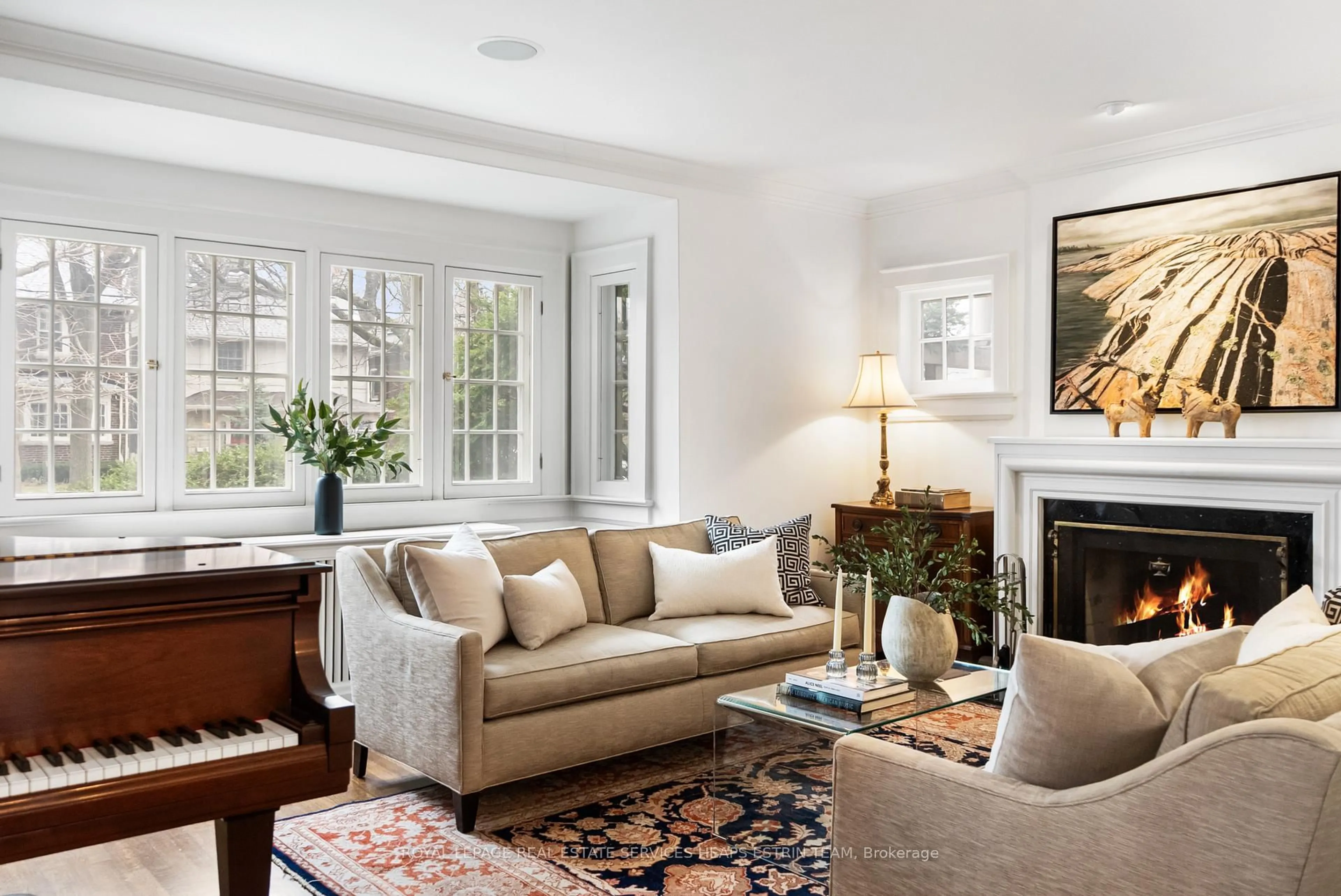 Living room with furniture, carpet floor for 301 Heath St, Toronto Ontario M4T 1T3