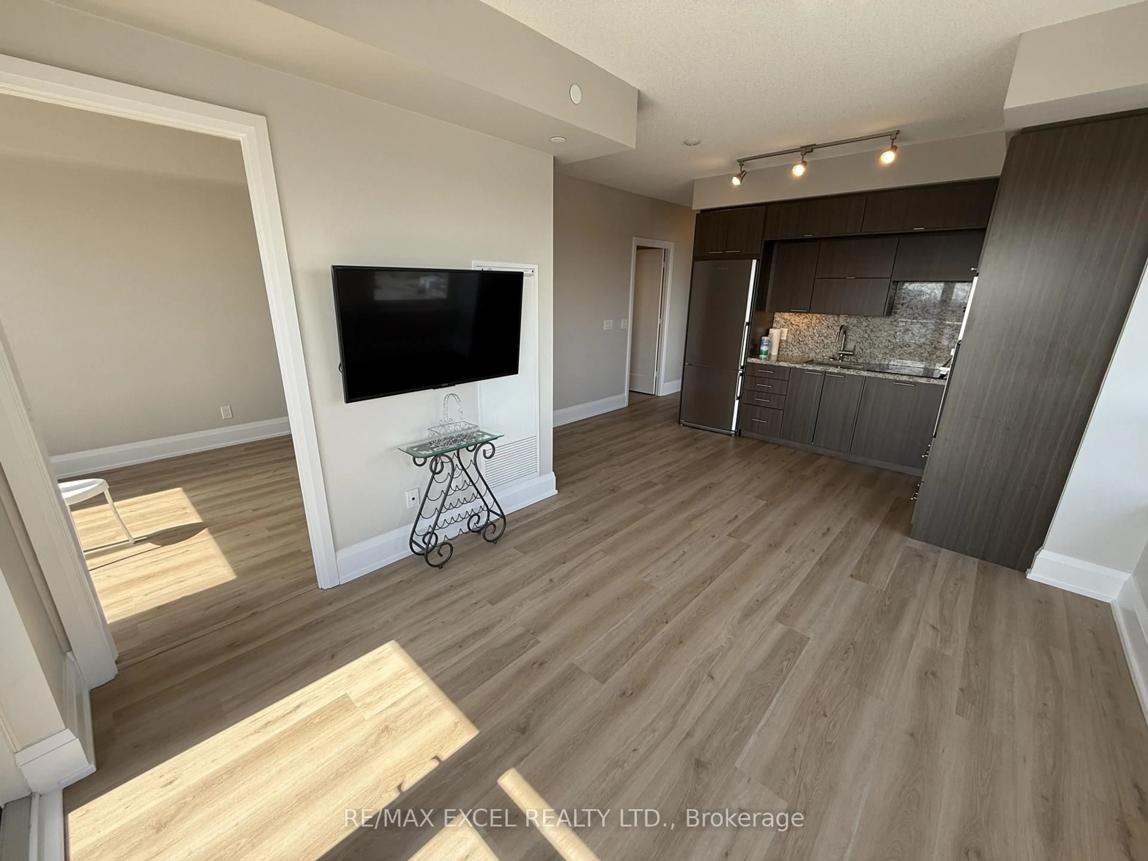 Unknown for 120 Harrison Garden Blvd #906, Toronto Ontario M2N 0H1