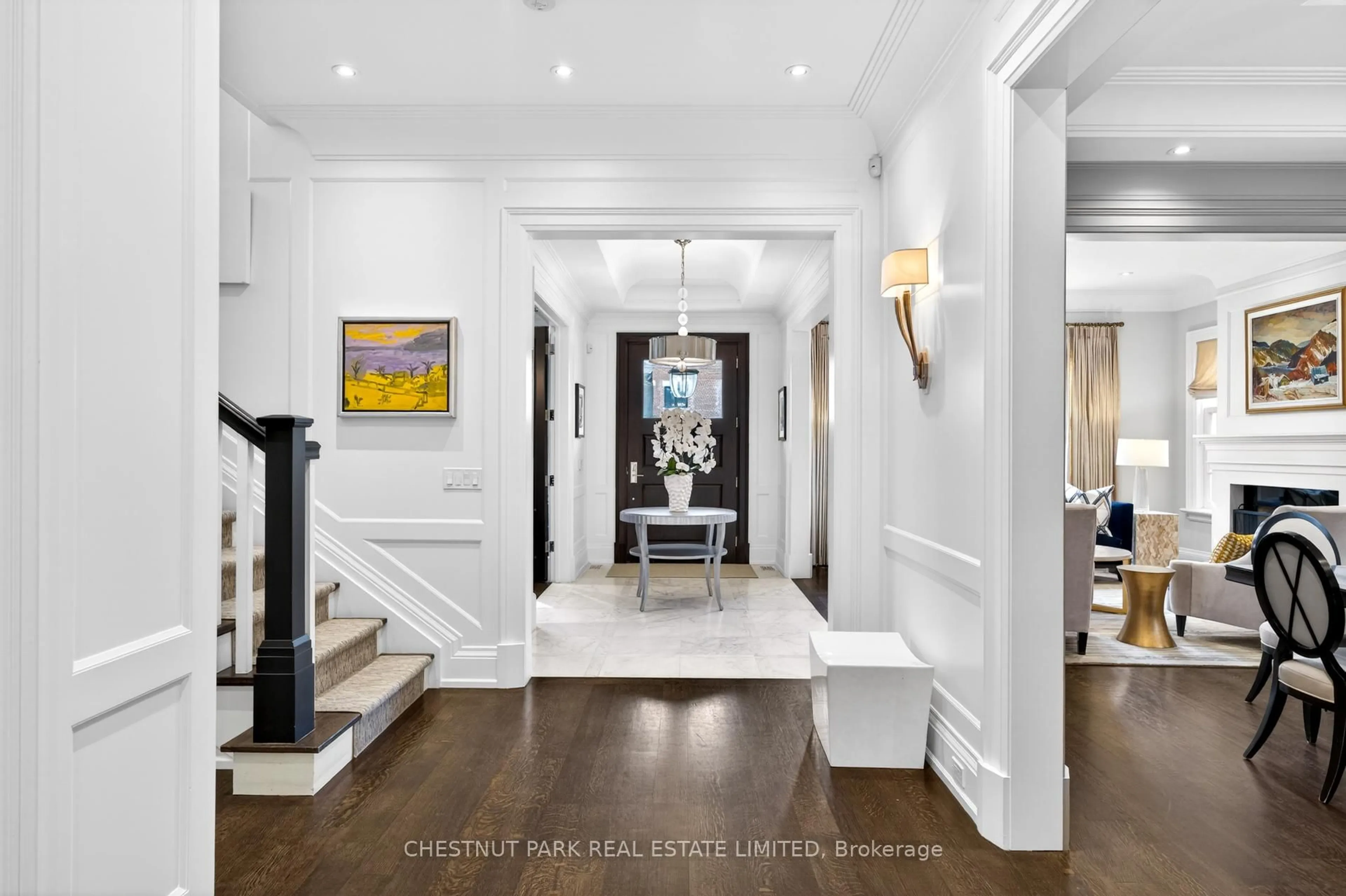 Indoor entryway for 204 Glencairn Ave, Toronto Ontario M4R 1N2