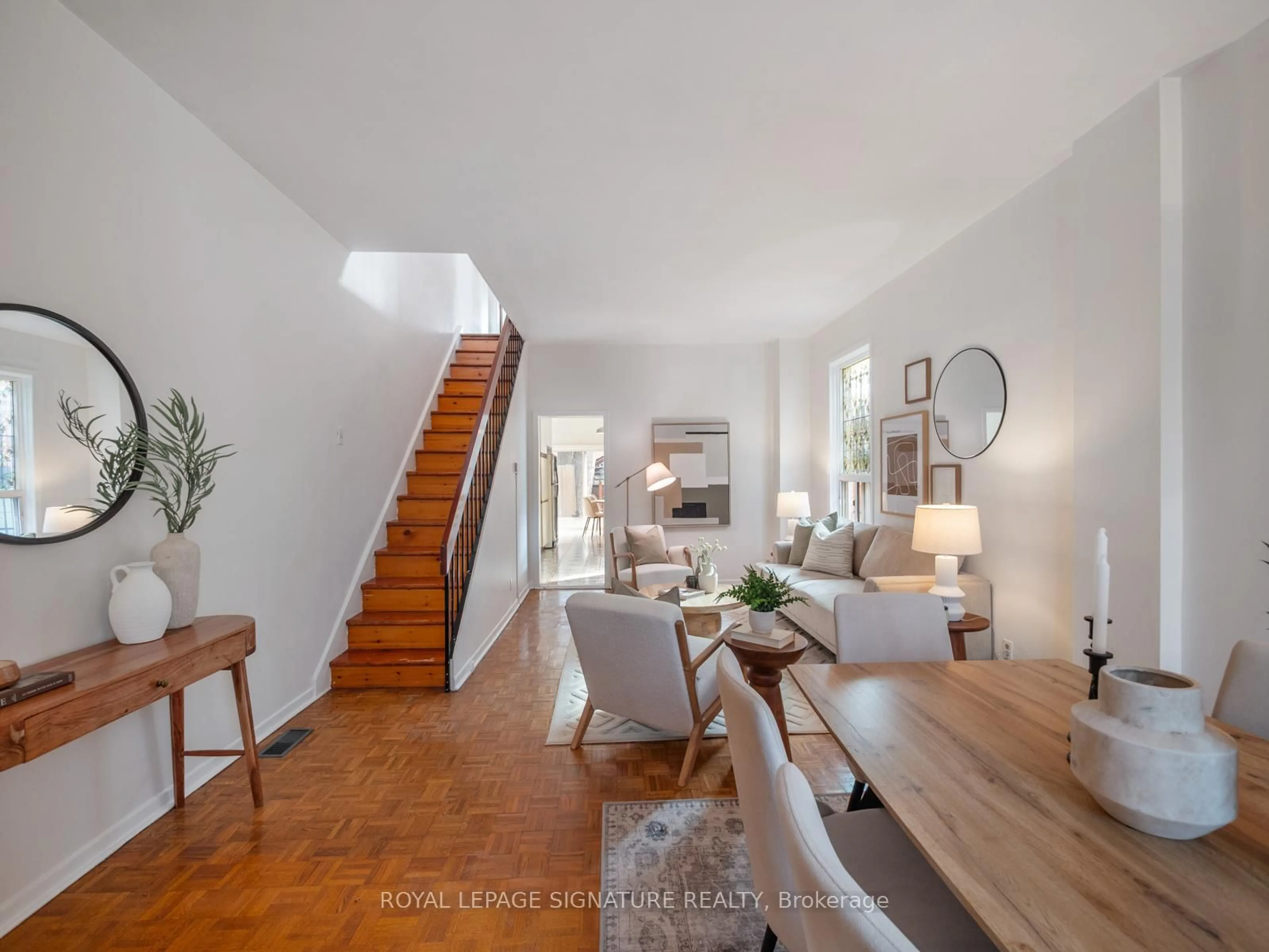 Living room with furniture, unknown for 487 Sackville St, Toronto Ontario M4X 1T6