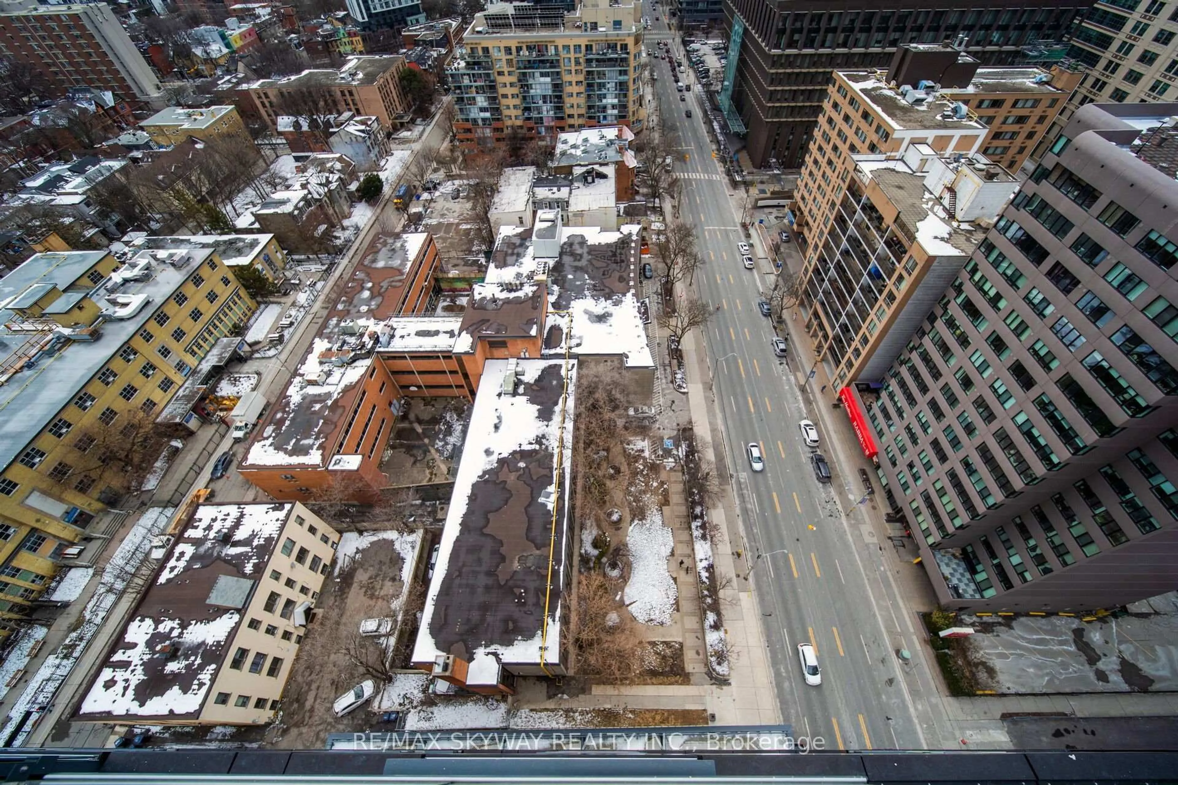 A pic from outside/outdoor area/front of a property/back of a property/a pic from drone, city buildings view from balcony for 319 Jarvis St #2101, Toronto Ontario M5B 0C8