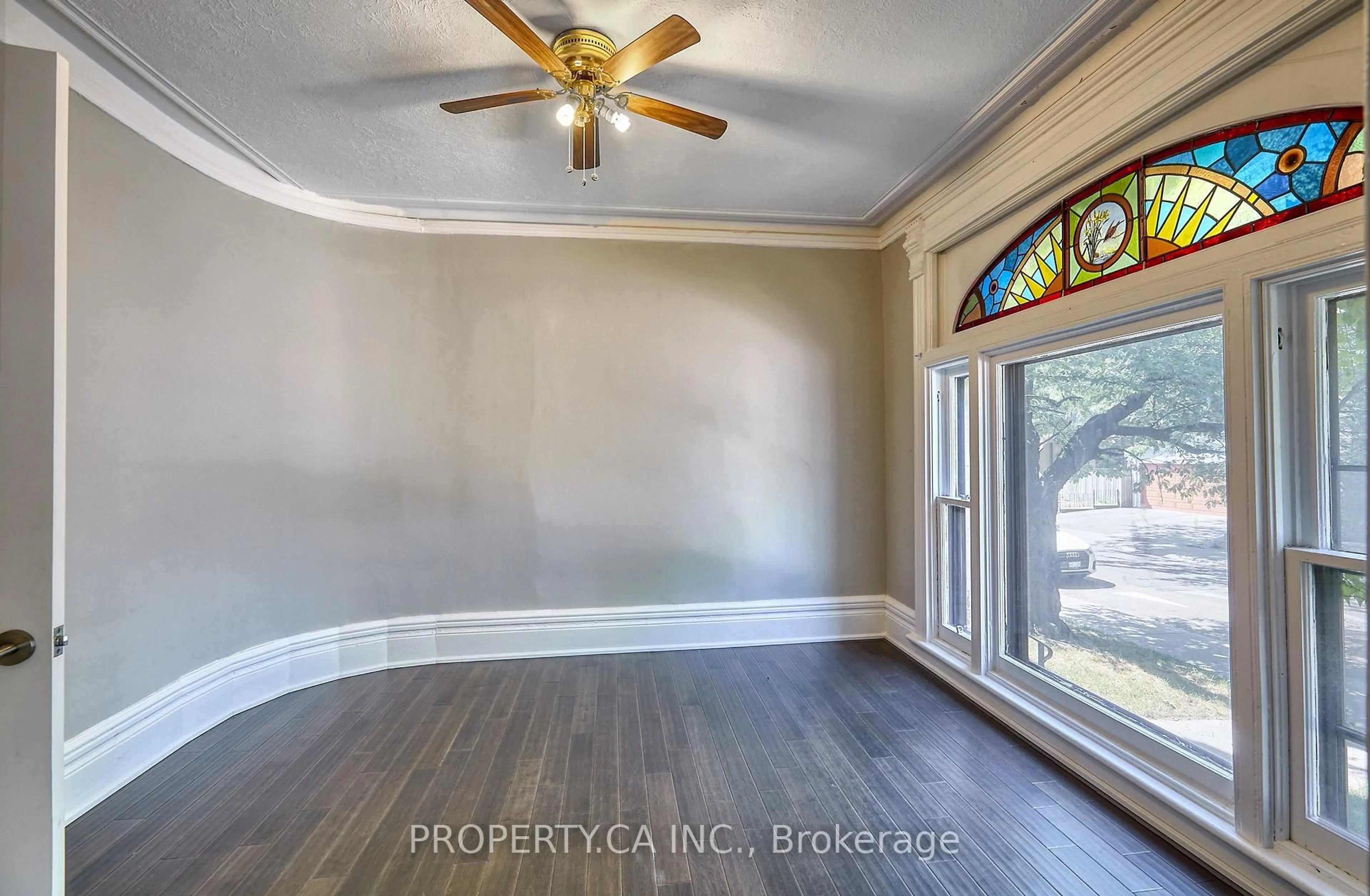 Unknown for 345 Gladstone Ave, Toronto Ontario M6H 3H5