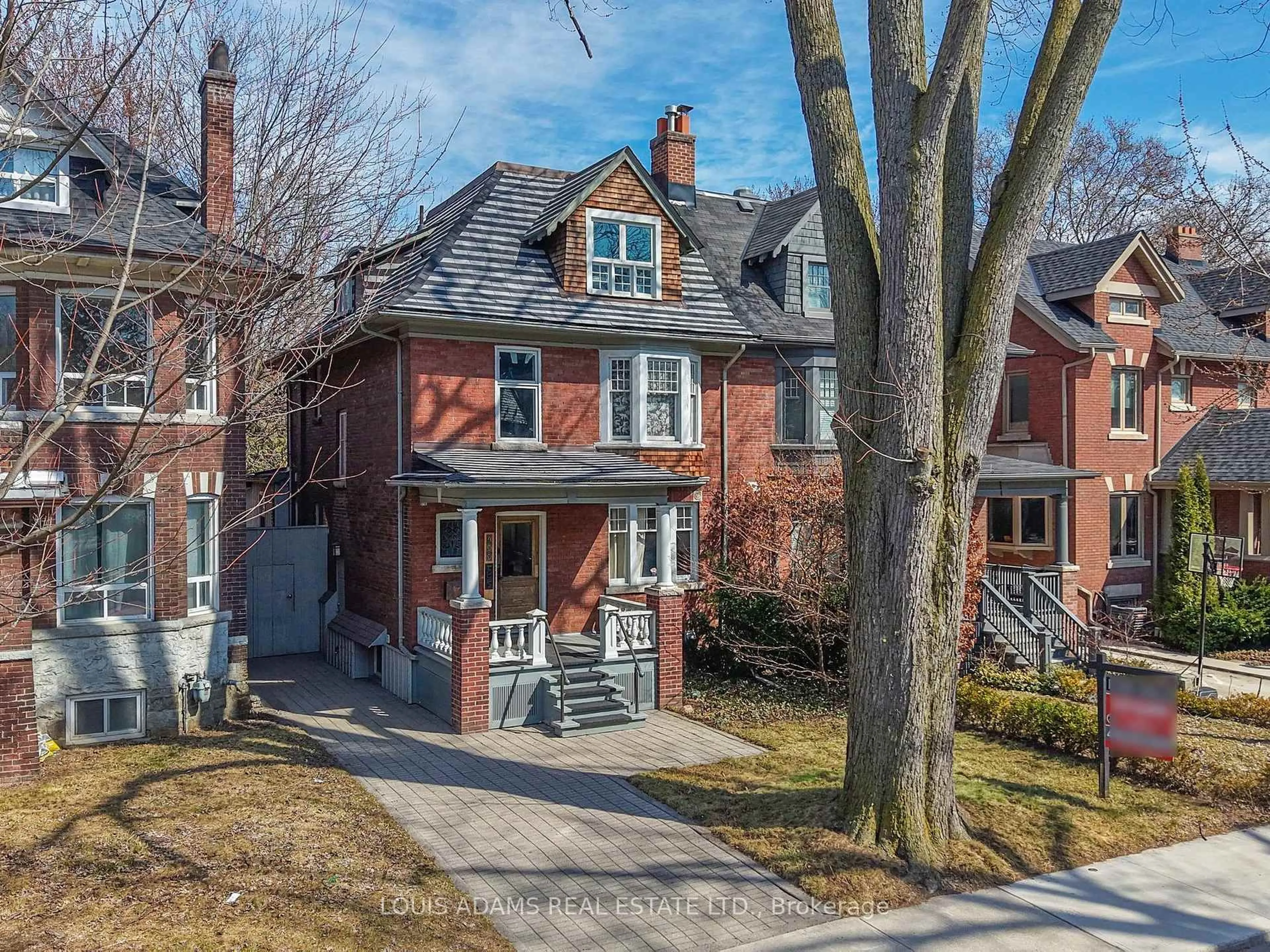 Home with brick exterior material, street for 499 Palmerston Blvd, Toronto Ontario M6G 2P2